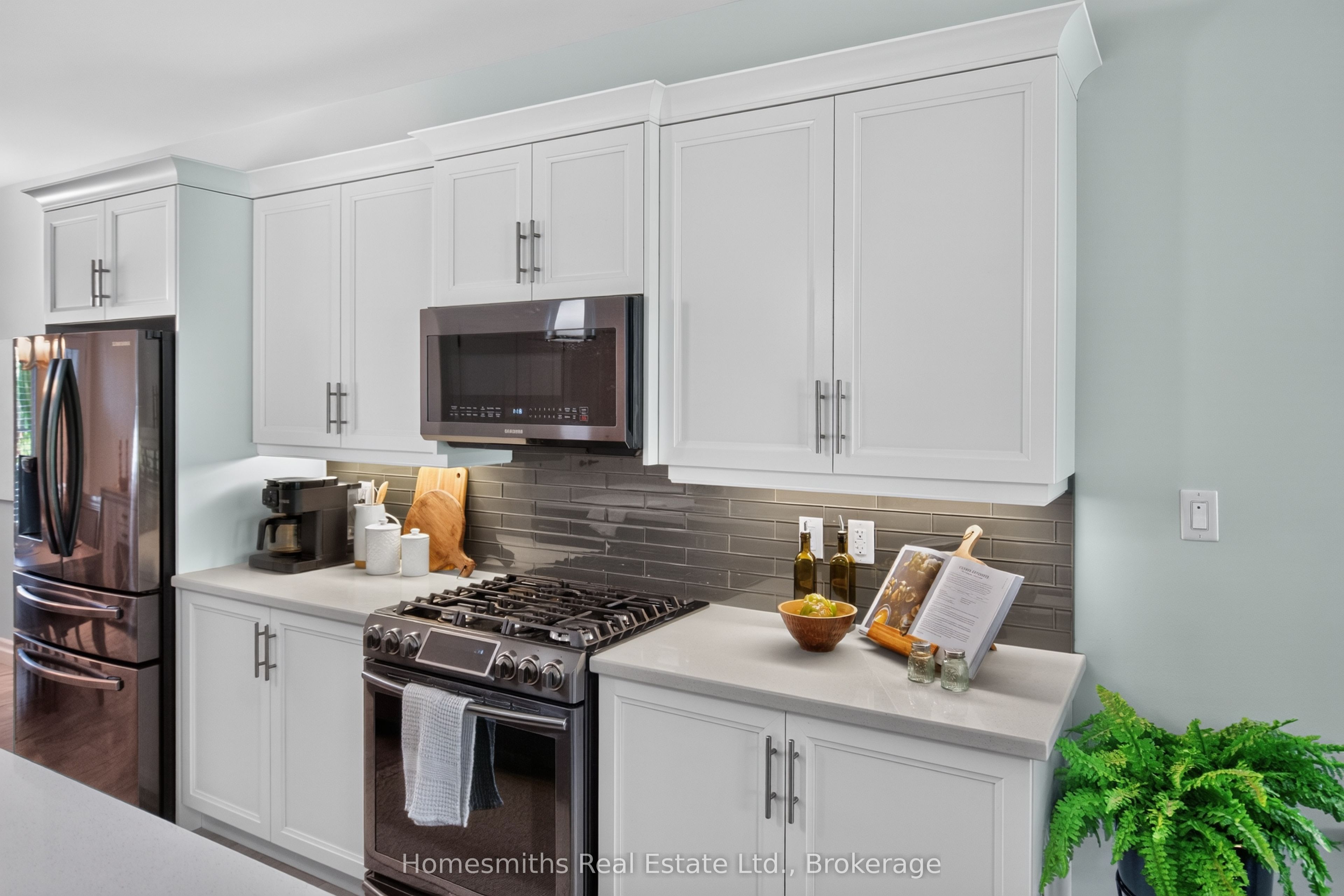 5 Irons Avenue 21 Property Photo 6