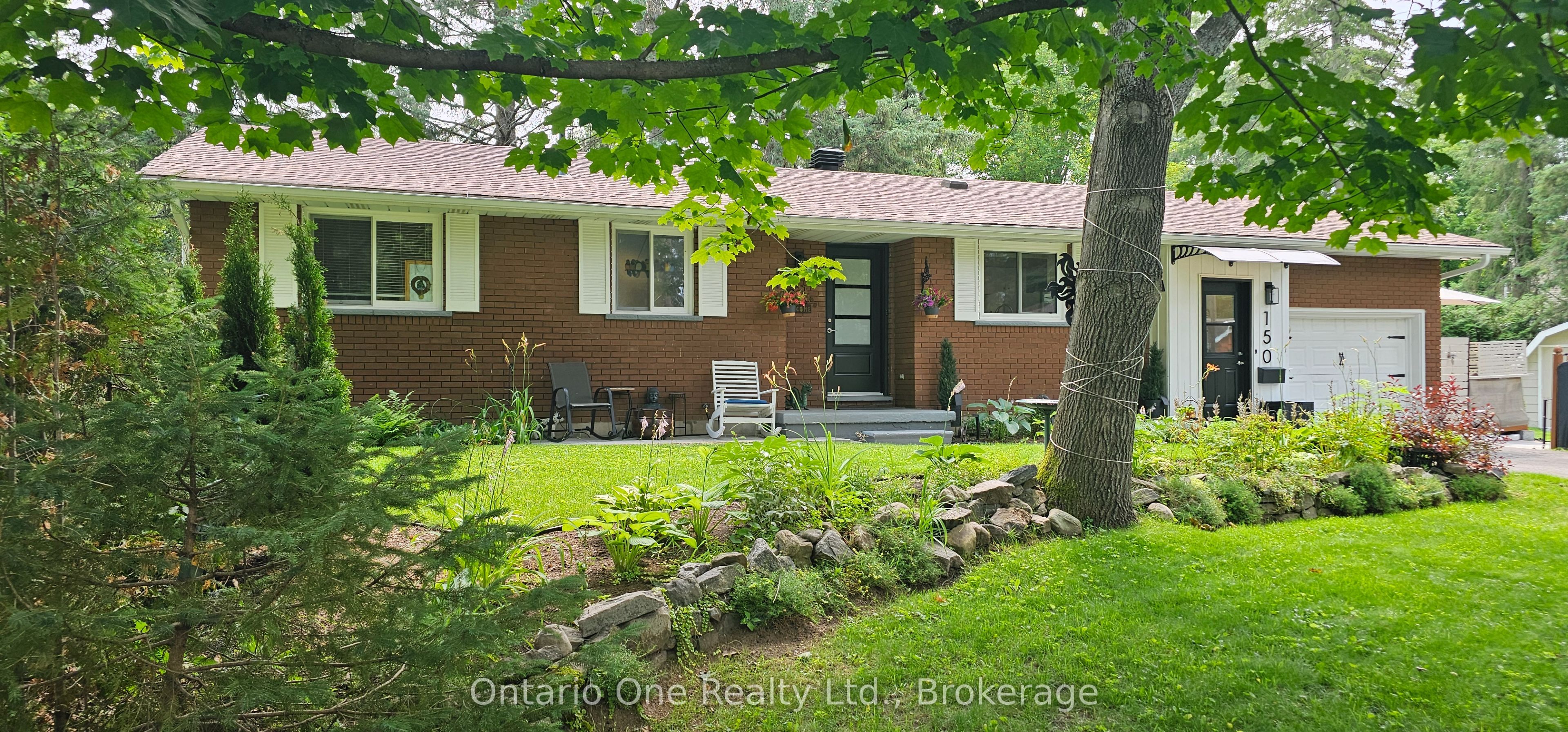 150 Lofty Pines Crescent Property Photo 1