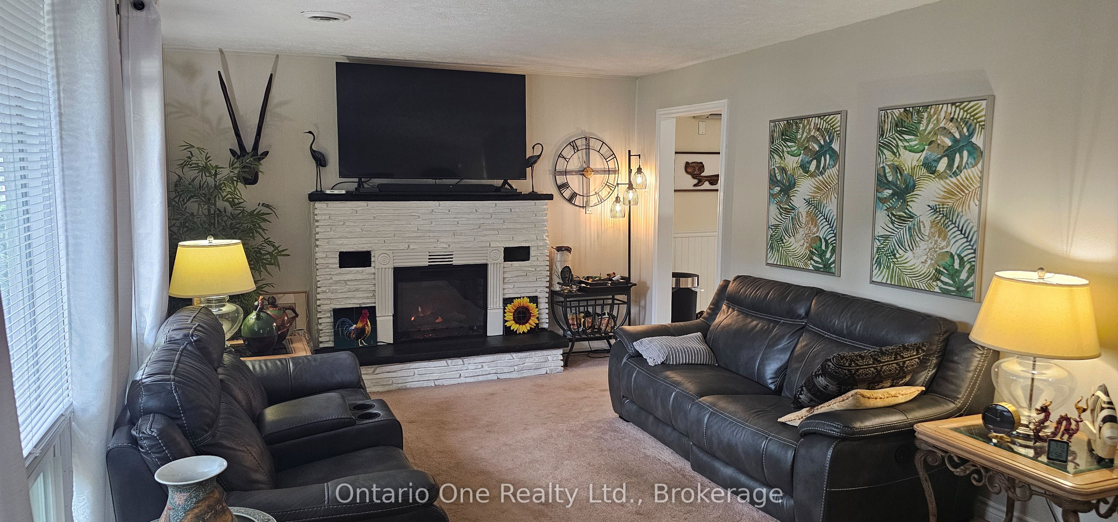 150 Lofty Pines Crescent Property Photo 10