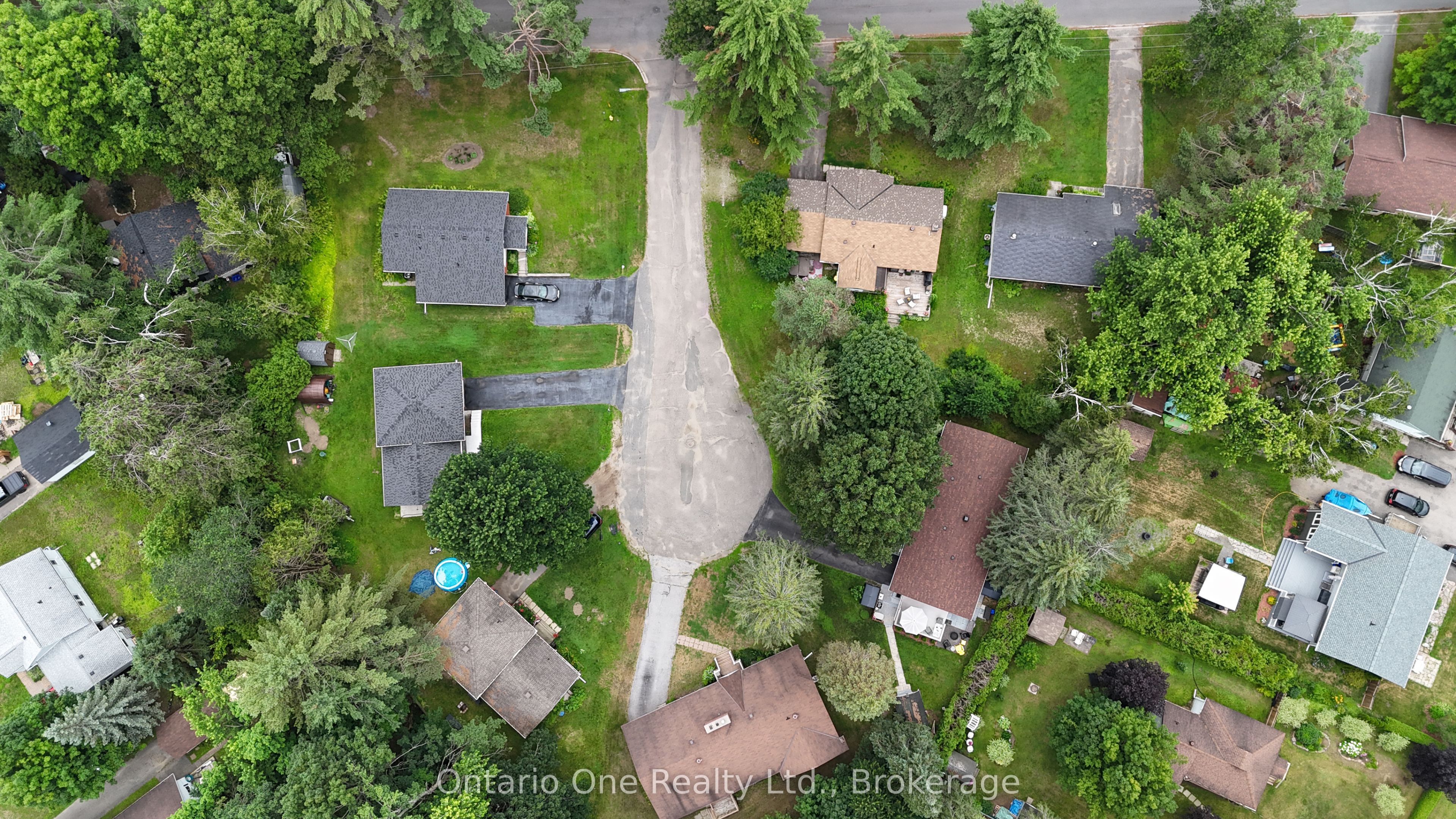 150 Lofty Pines Crescent Property Photo 21
