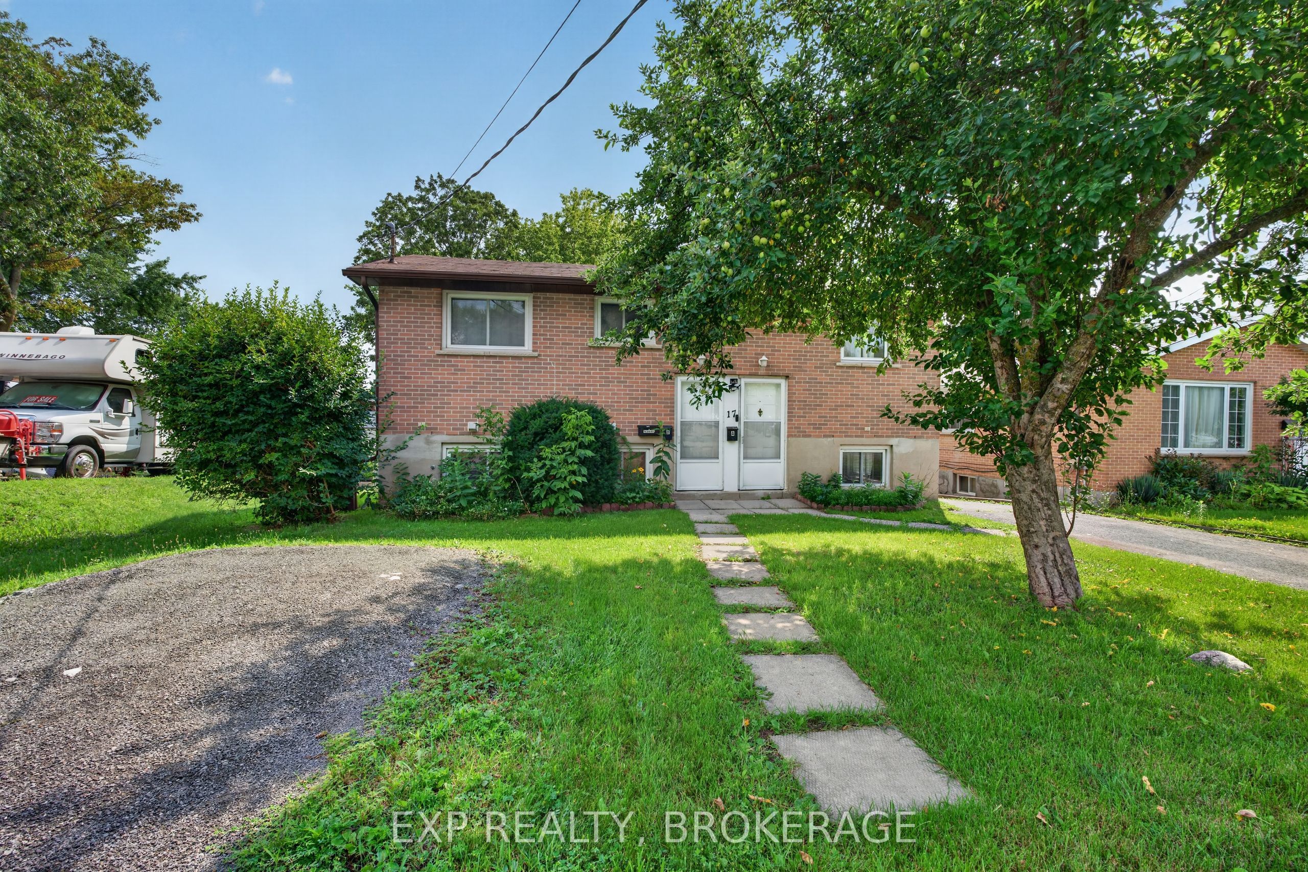 17 Shaw Street Property Photo 2