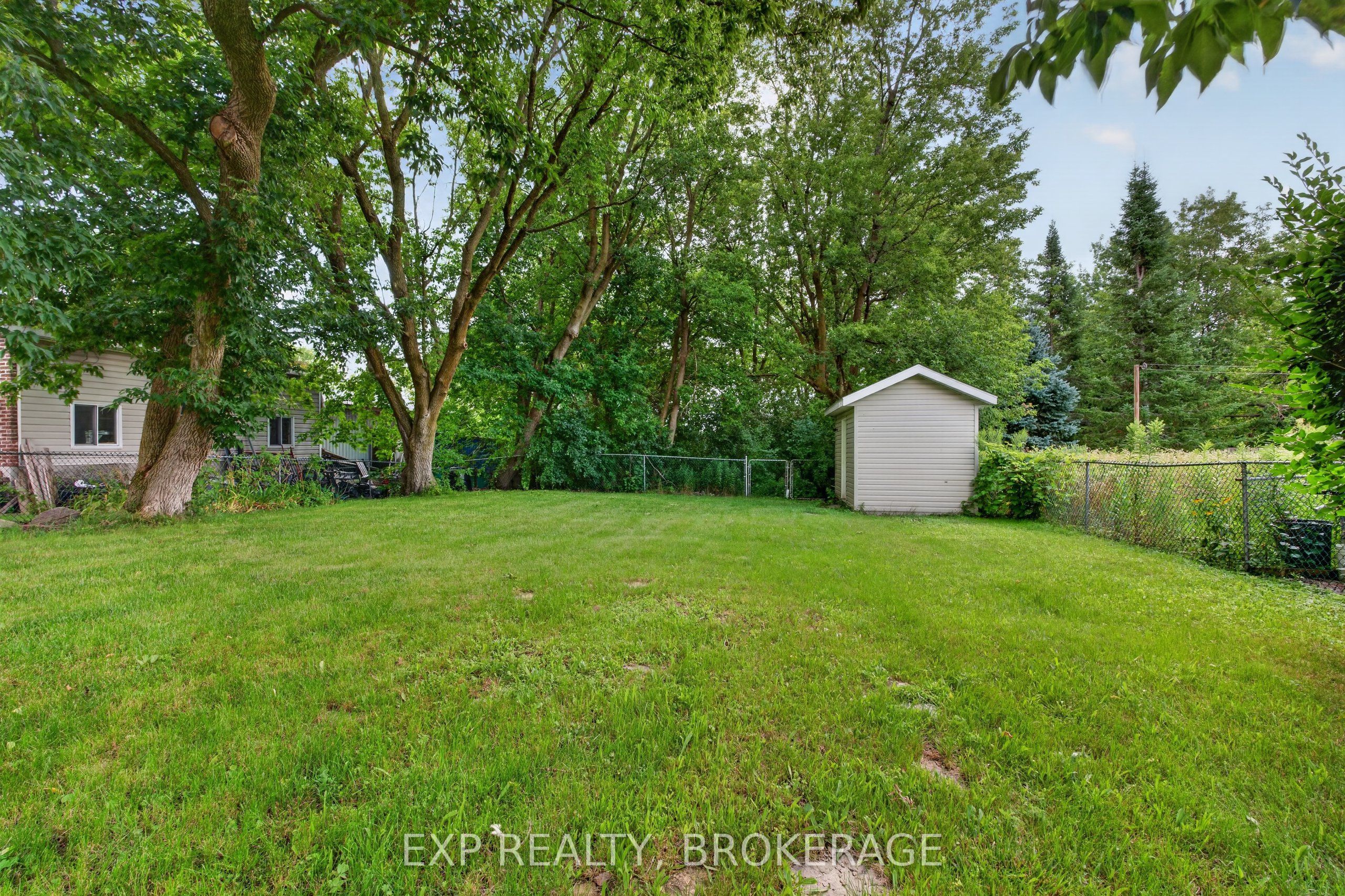 17 Shaw Street Property Photo 33