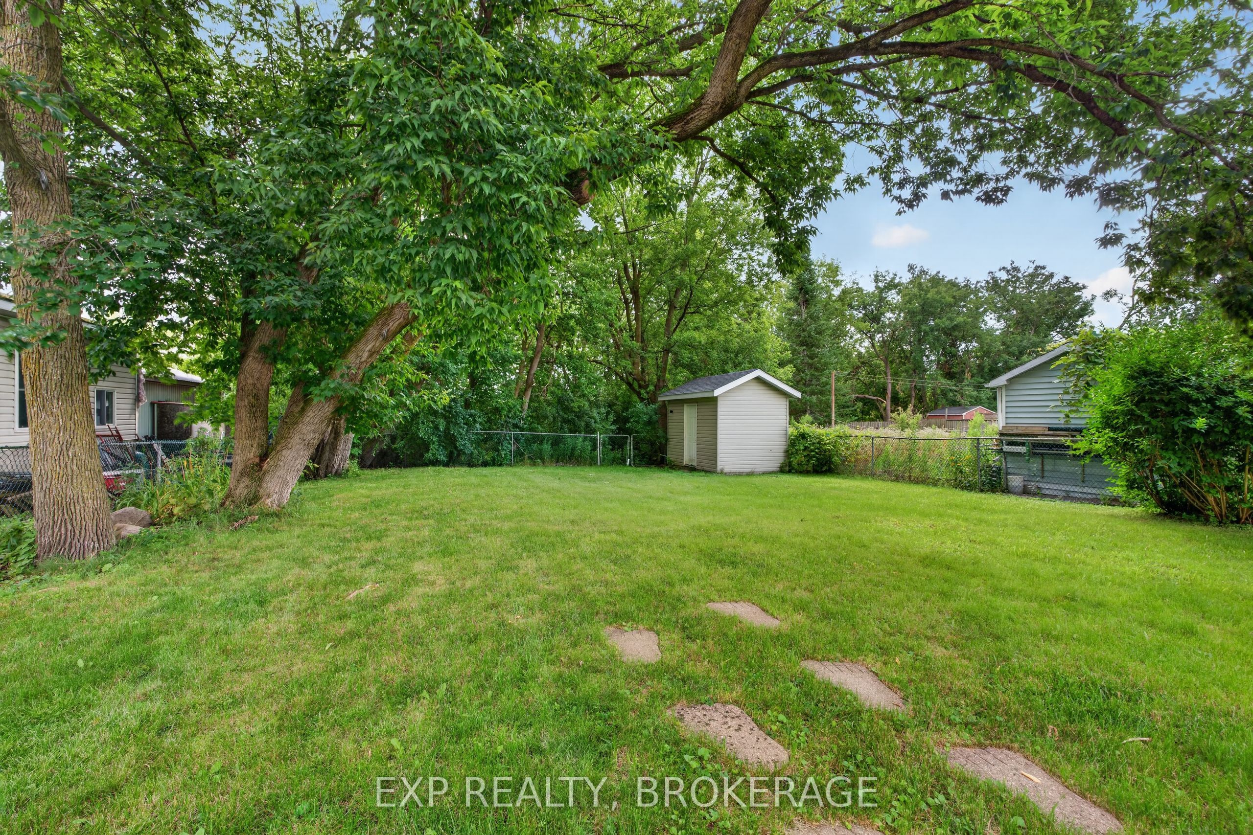 17 Shaw Street Property Photo 34