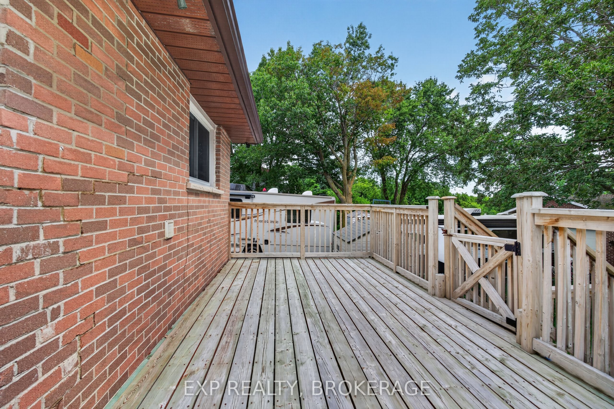 17 Shaw Street Property Photo 40