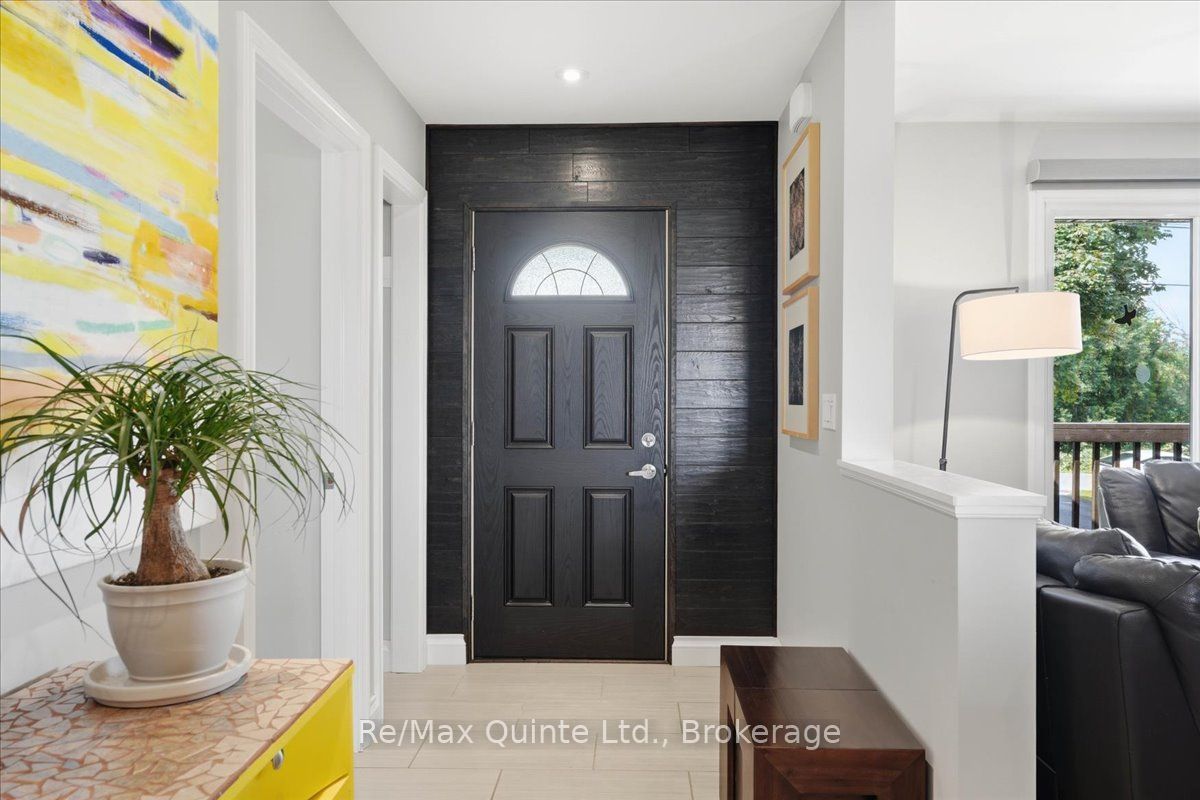 353 Lakeshore Road Property Photo 6