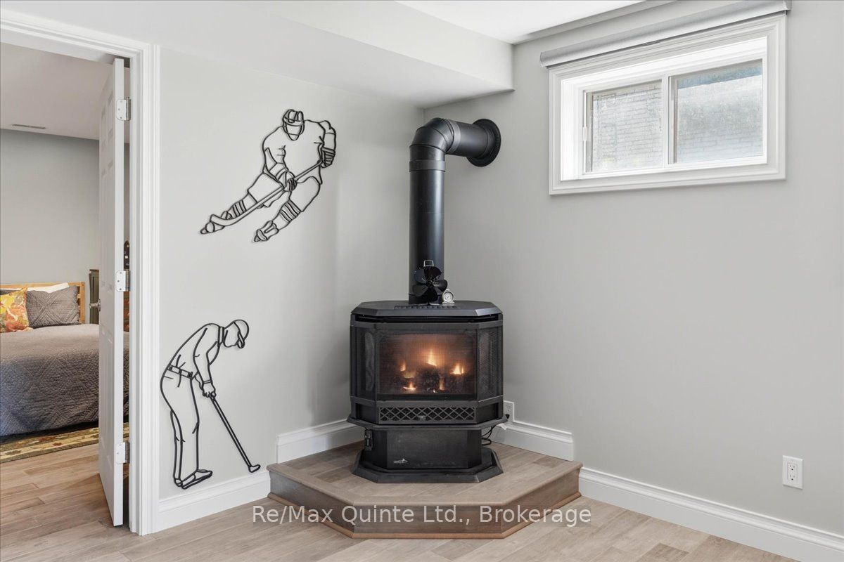 353 Lakeshore Road Property Photo 25