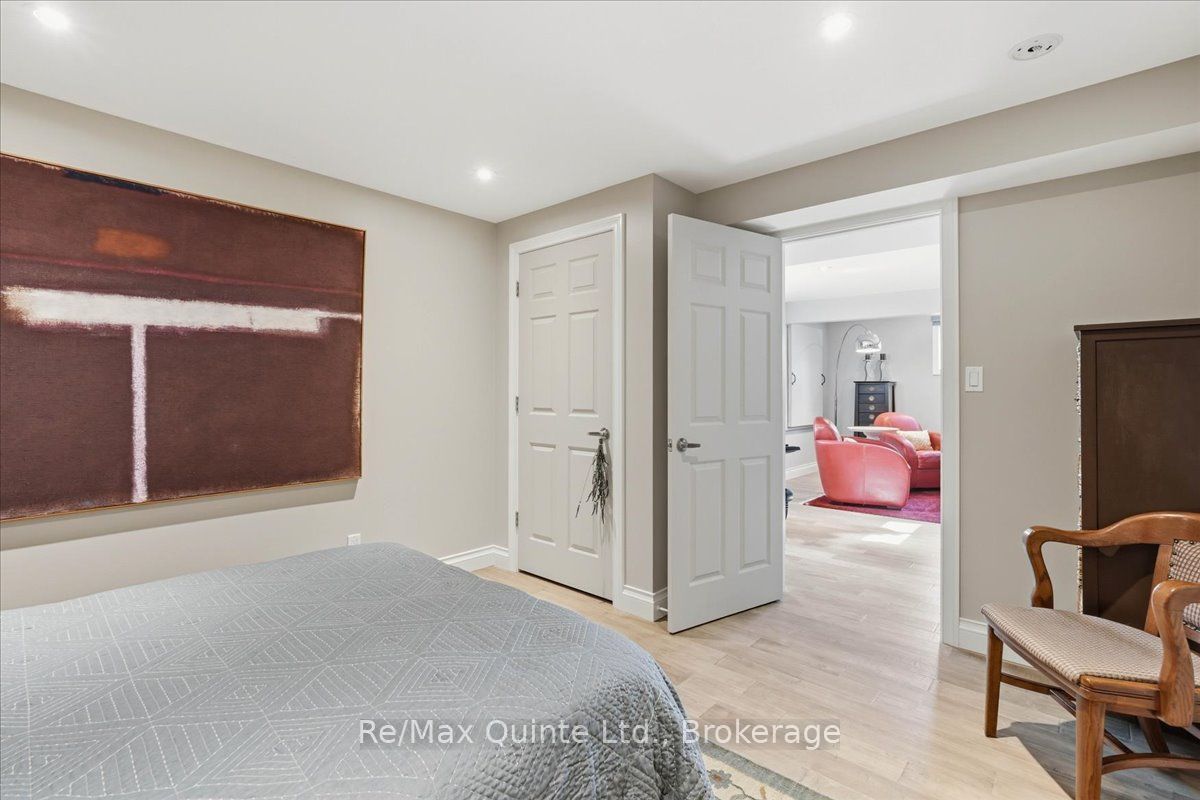353 Lakeshore Road Property Photo 26