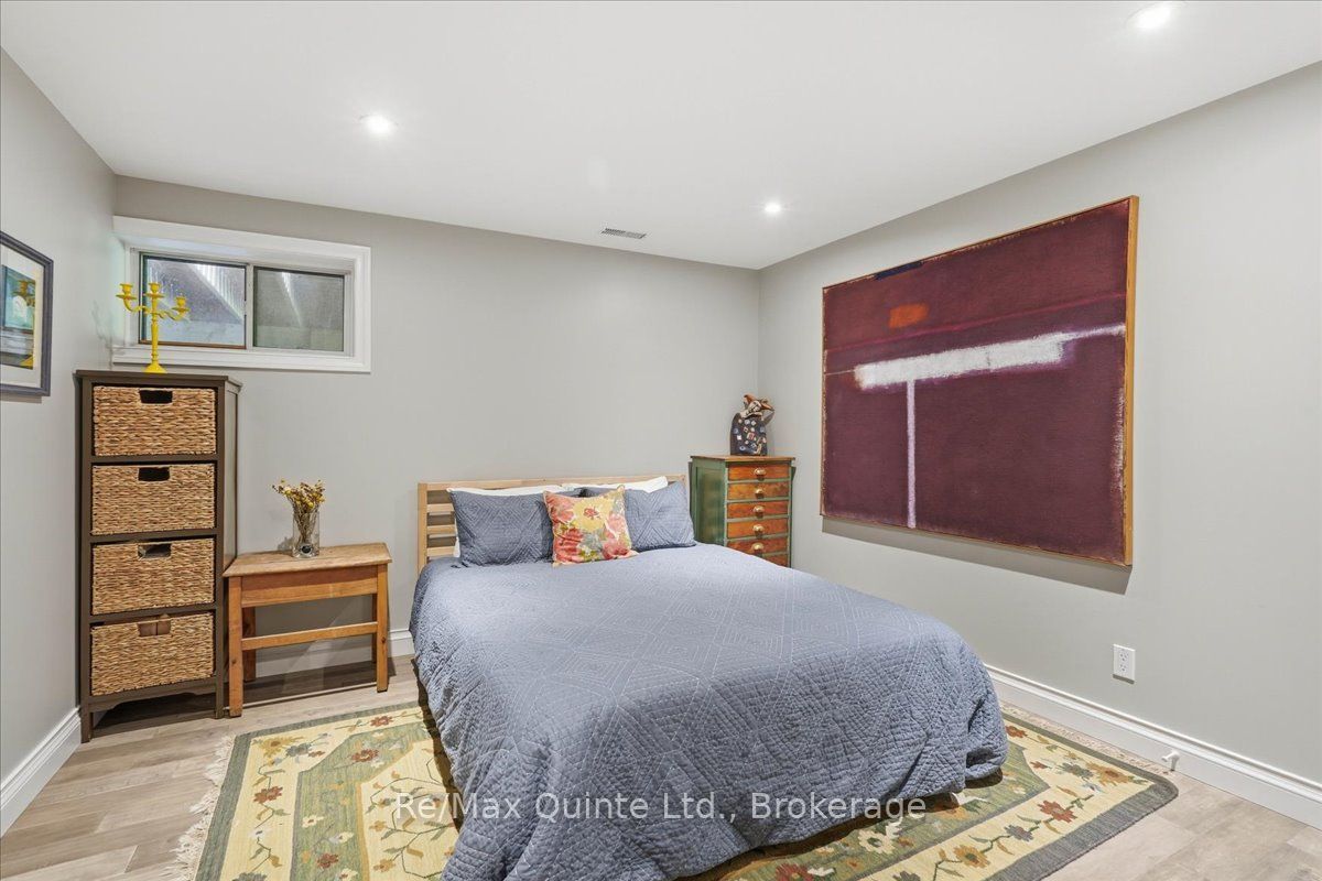 353 Lakeshore Road Property Photo 27