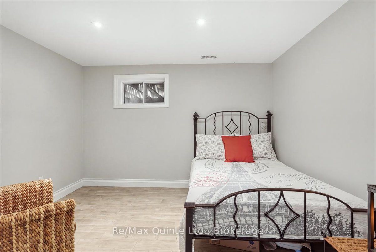 353 Lakeshore Road Property Photo 28