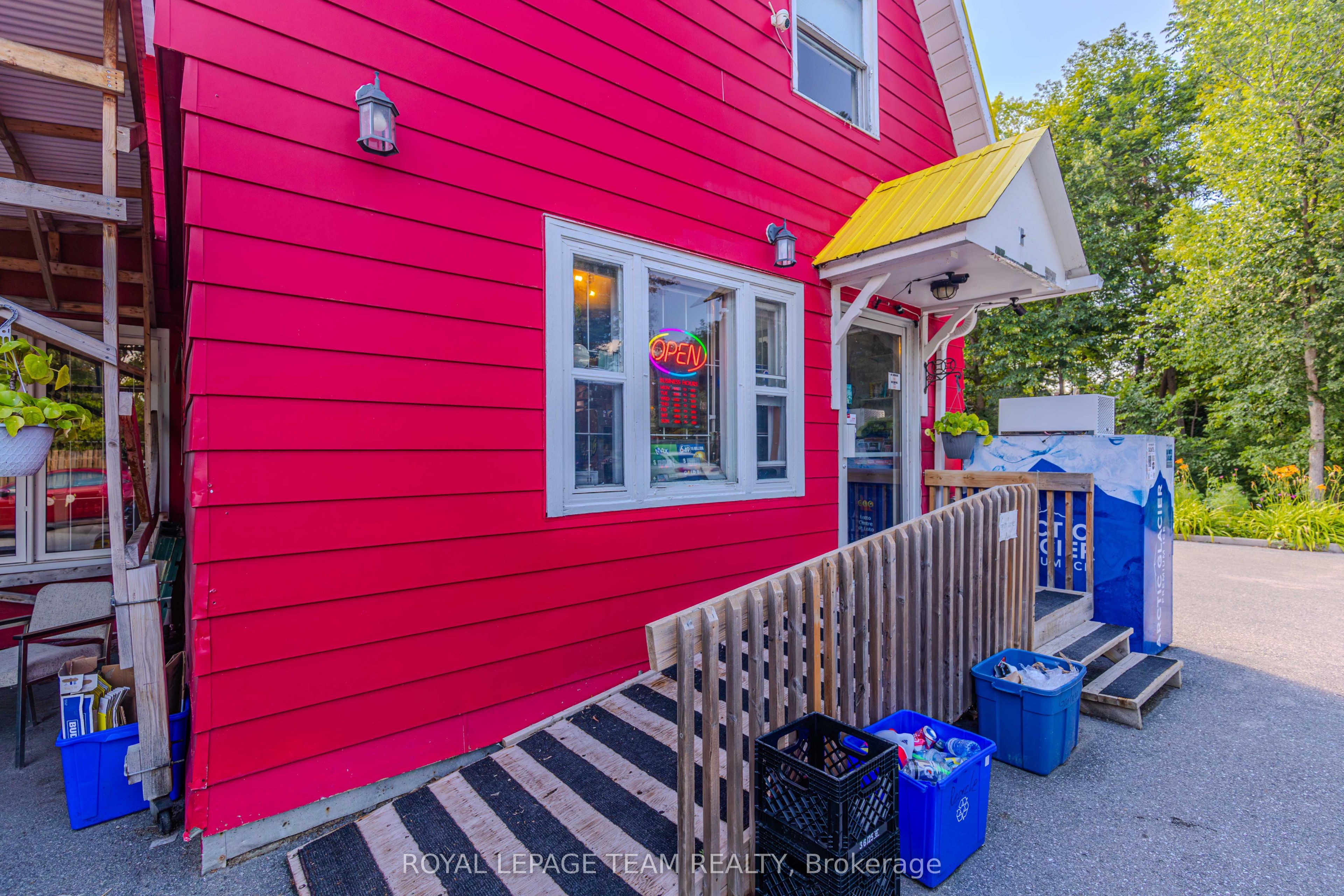 3744 Carp Road Property Photo 14