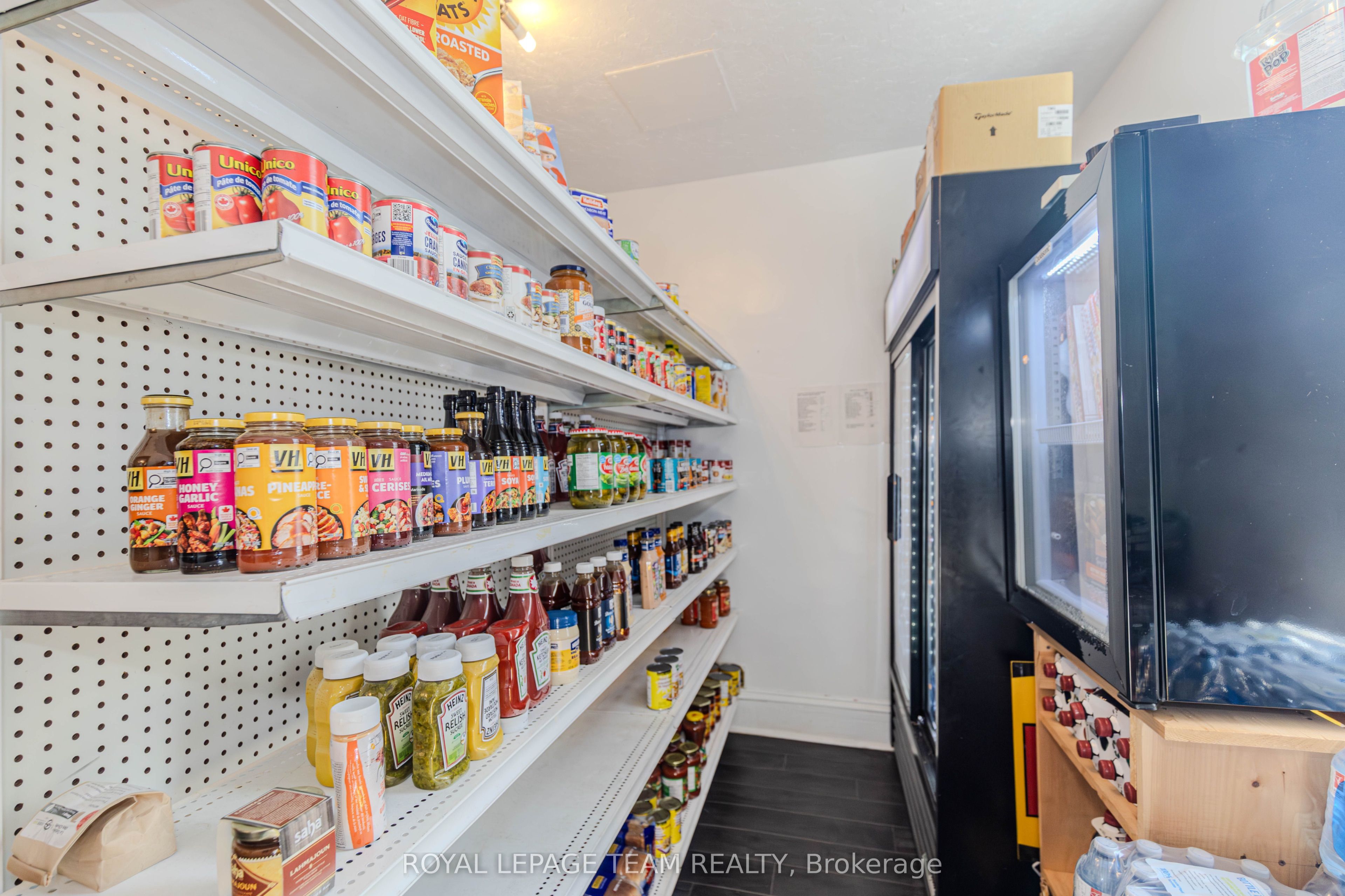 3744 Carp Road Property Photo 22