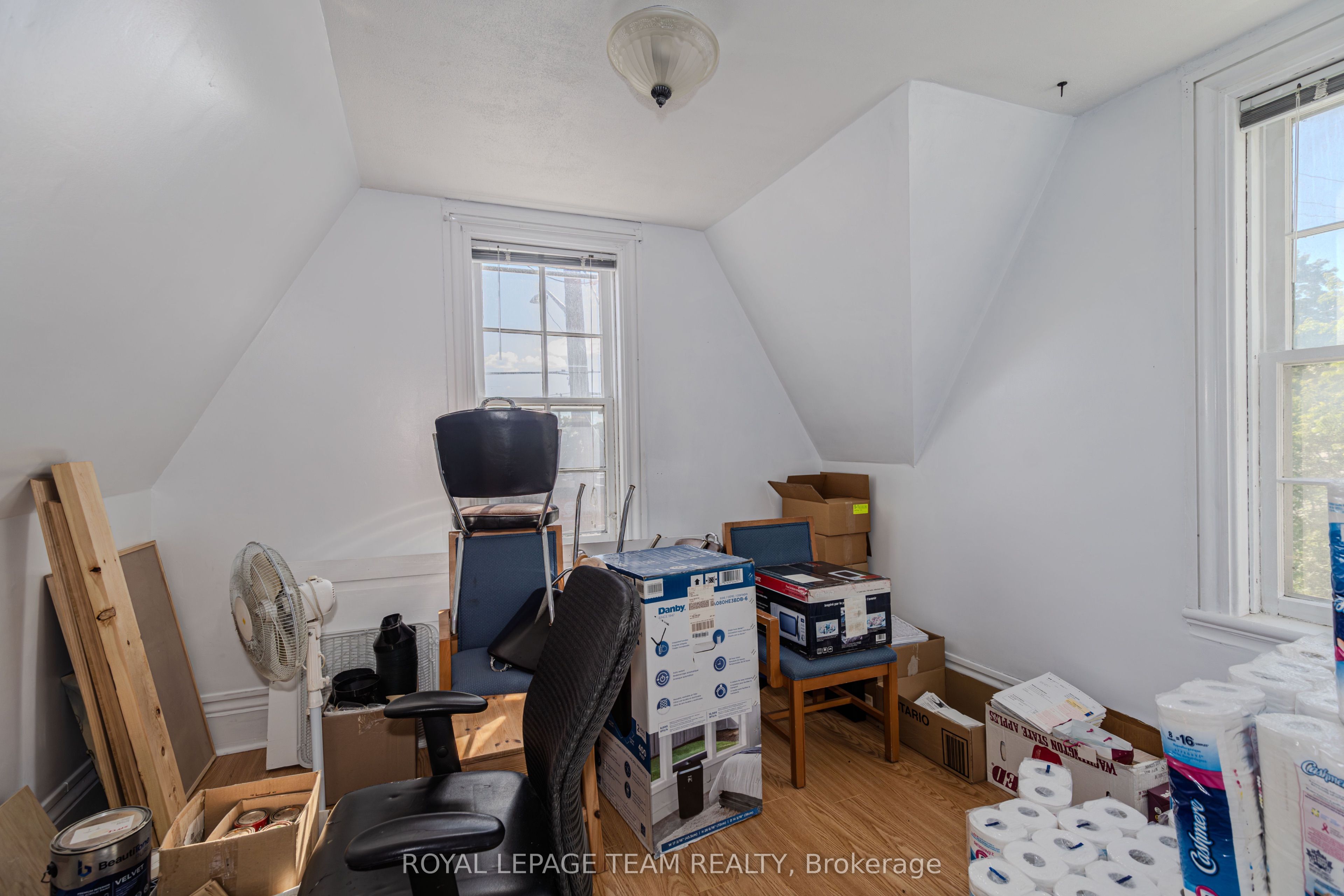 3744 Carp Road Property Photo 36