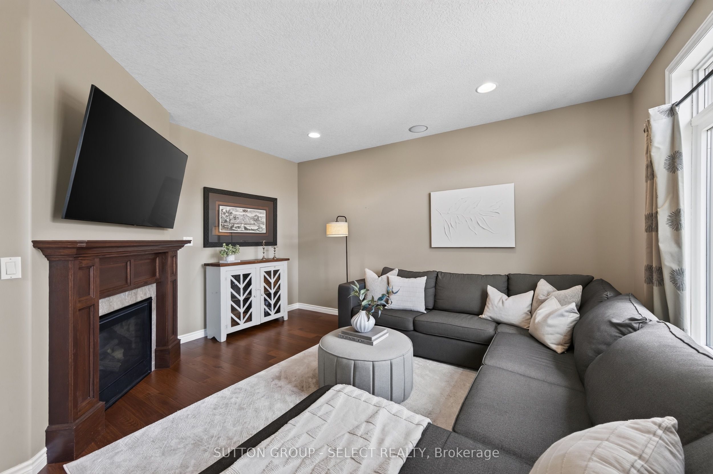 6 Ashwood Crescent Property Photo 6