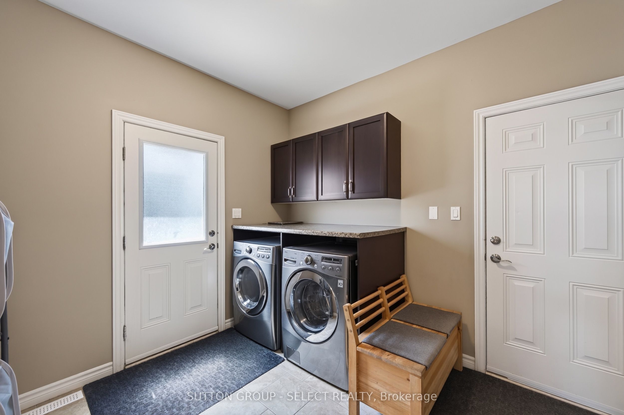 6 Ashwood Crescent Property Photo 16