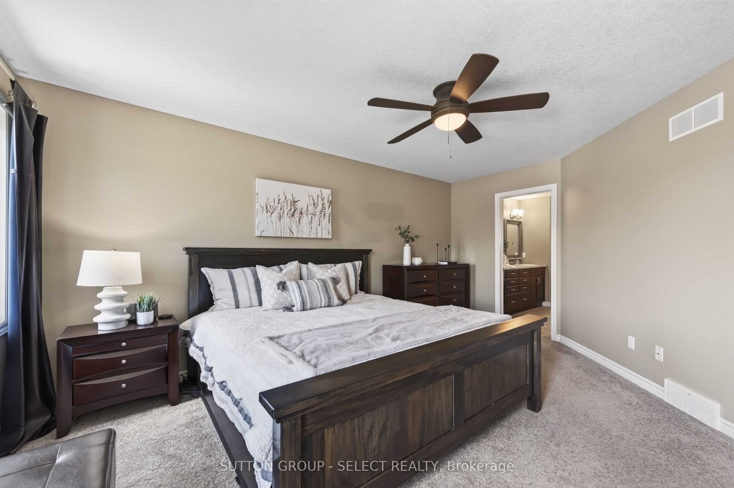 6 Ashwood Crescent Property Photo 20