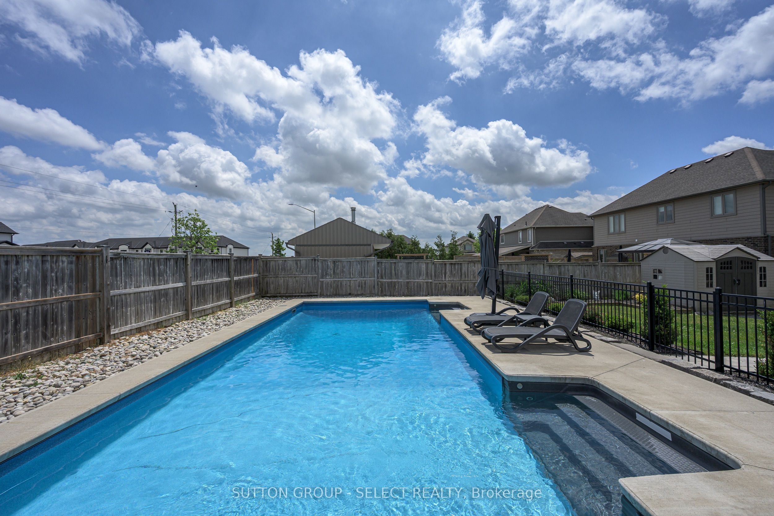 6 Ashwood Crescent Property Photo 29
