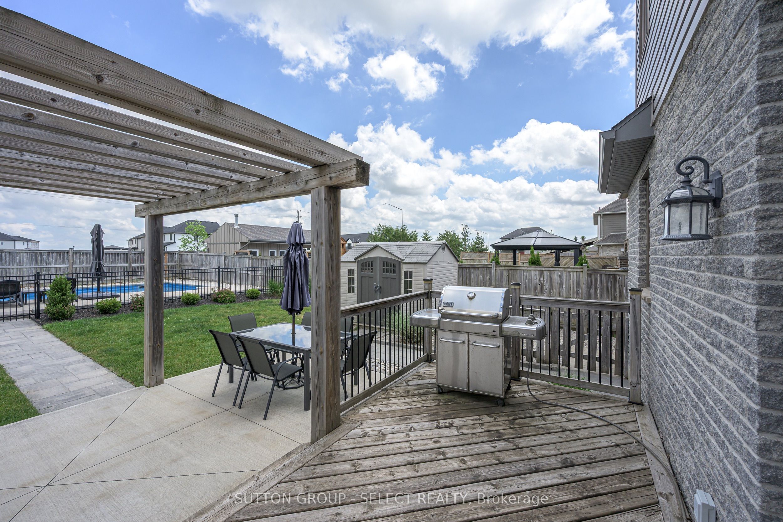 6 Ashwood Crescent Property Photo 32
