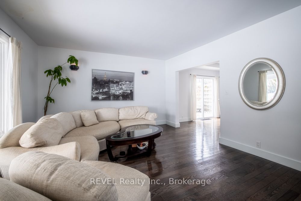 3852 Highland Drive Property Photo 5