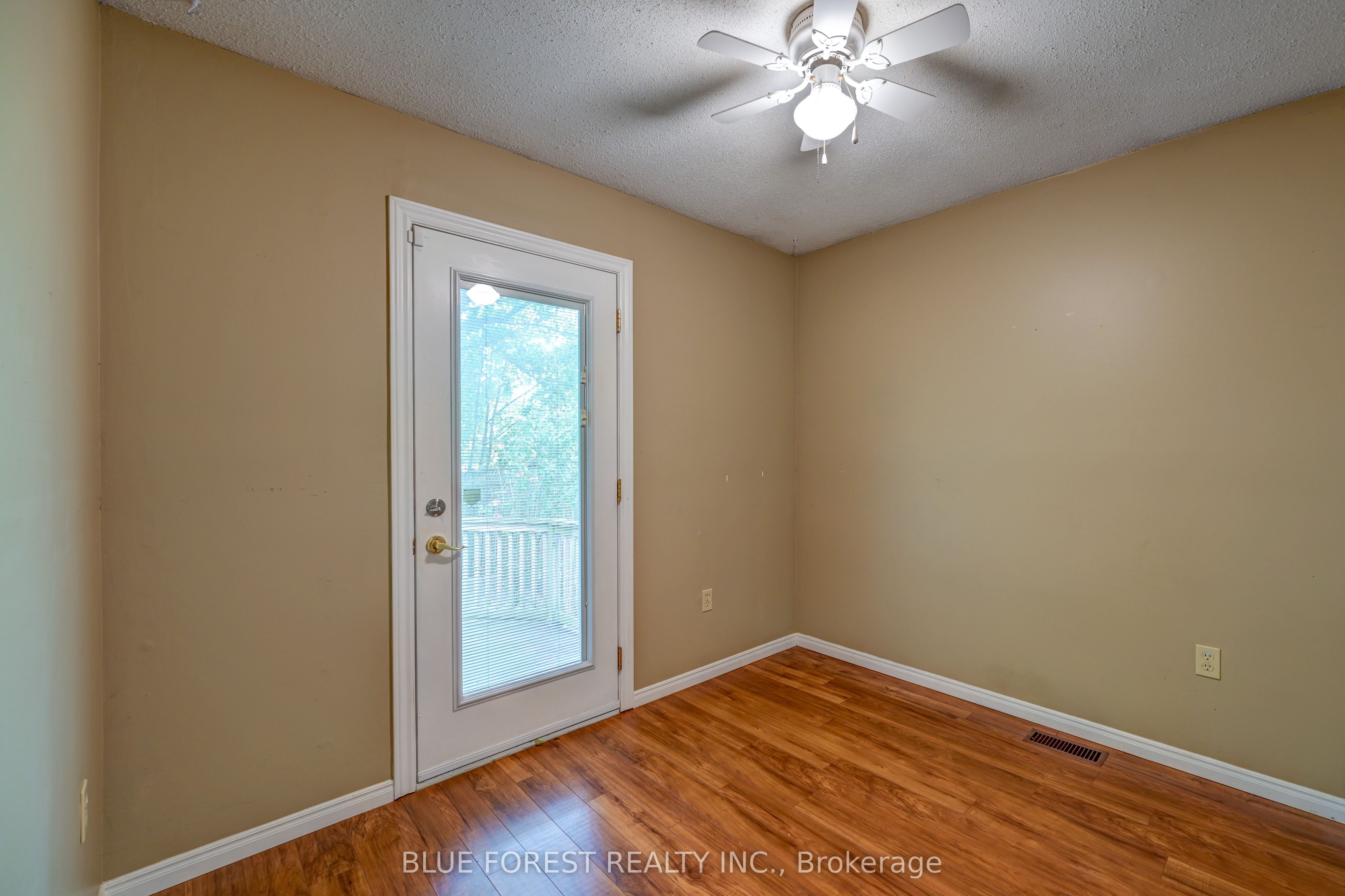 132 Ardsley Crescent Property Photo 14