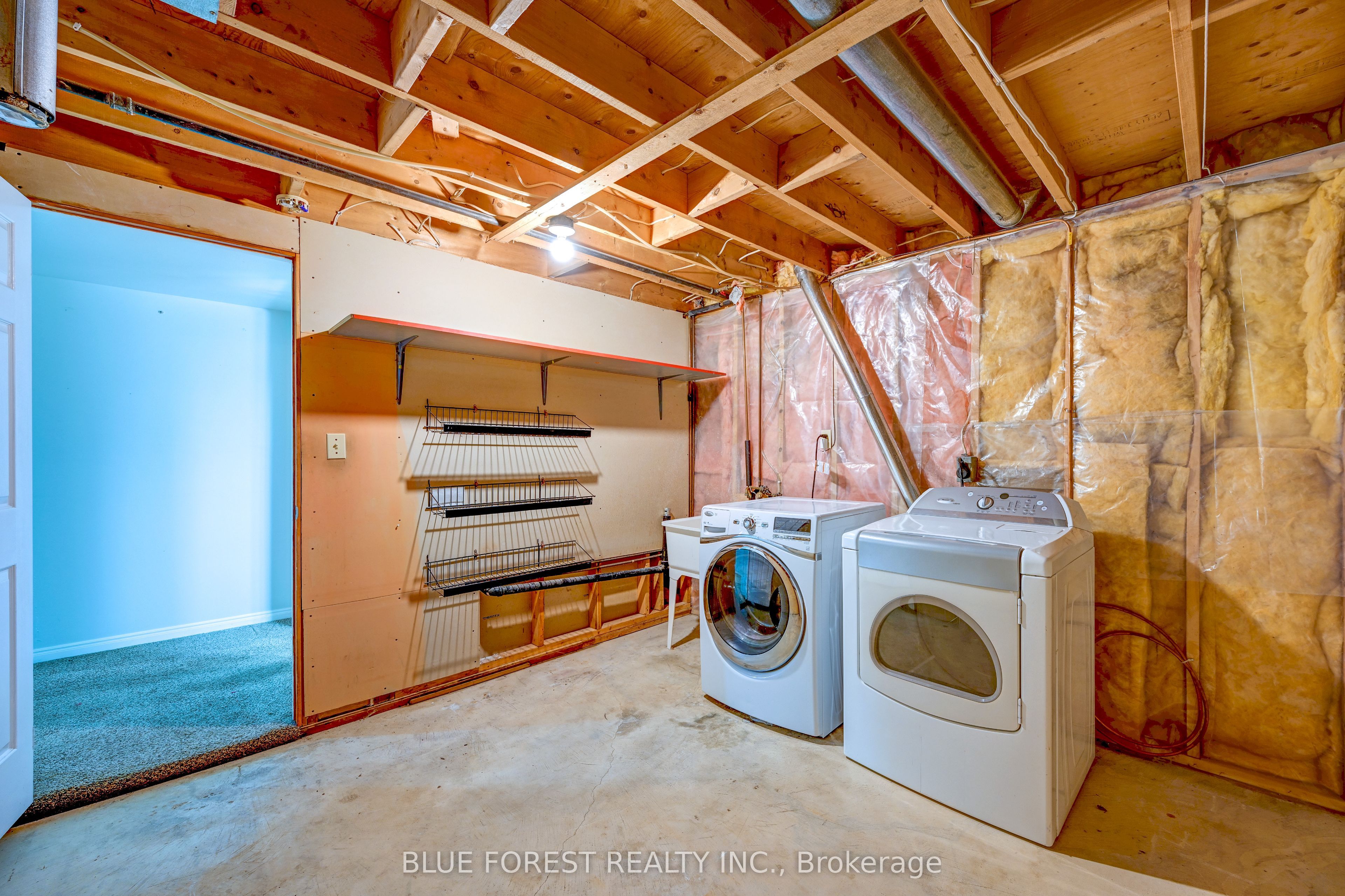 132 Ardsley Crescent Property Photo 20