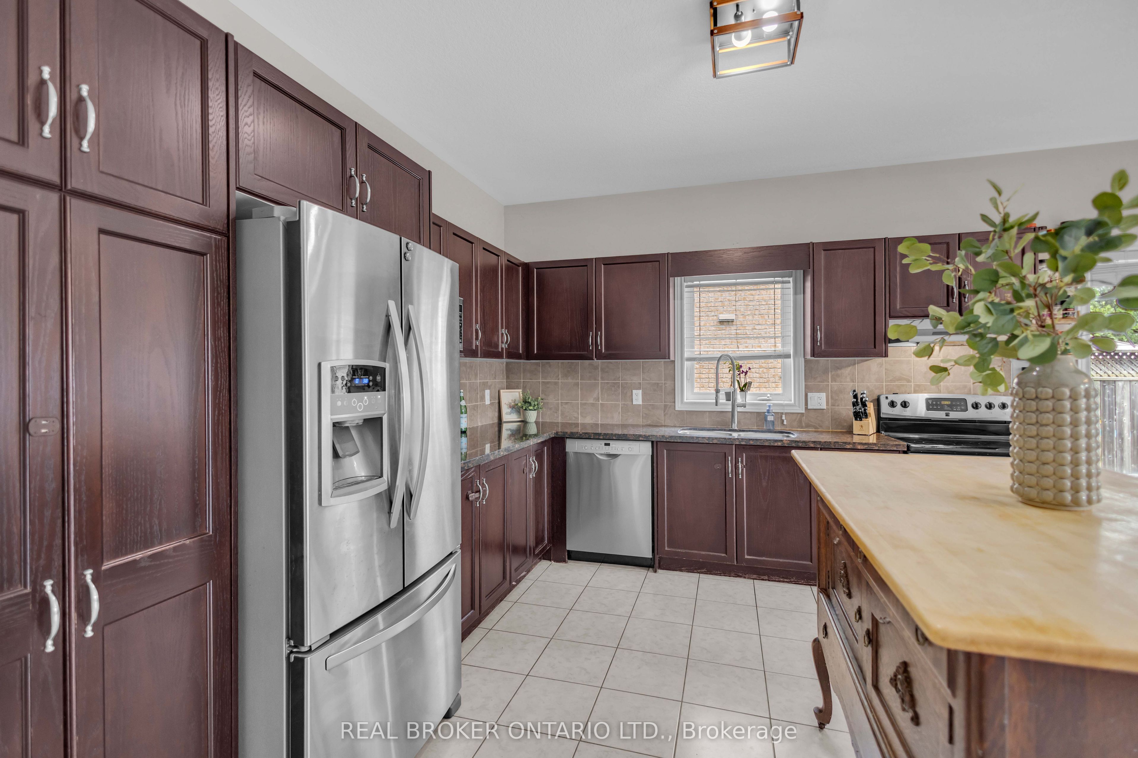 41 Harmer Crescent Property Photo 10