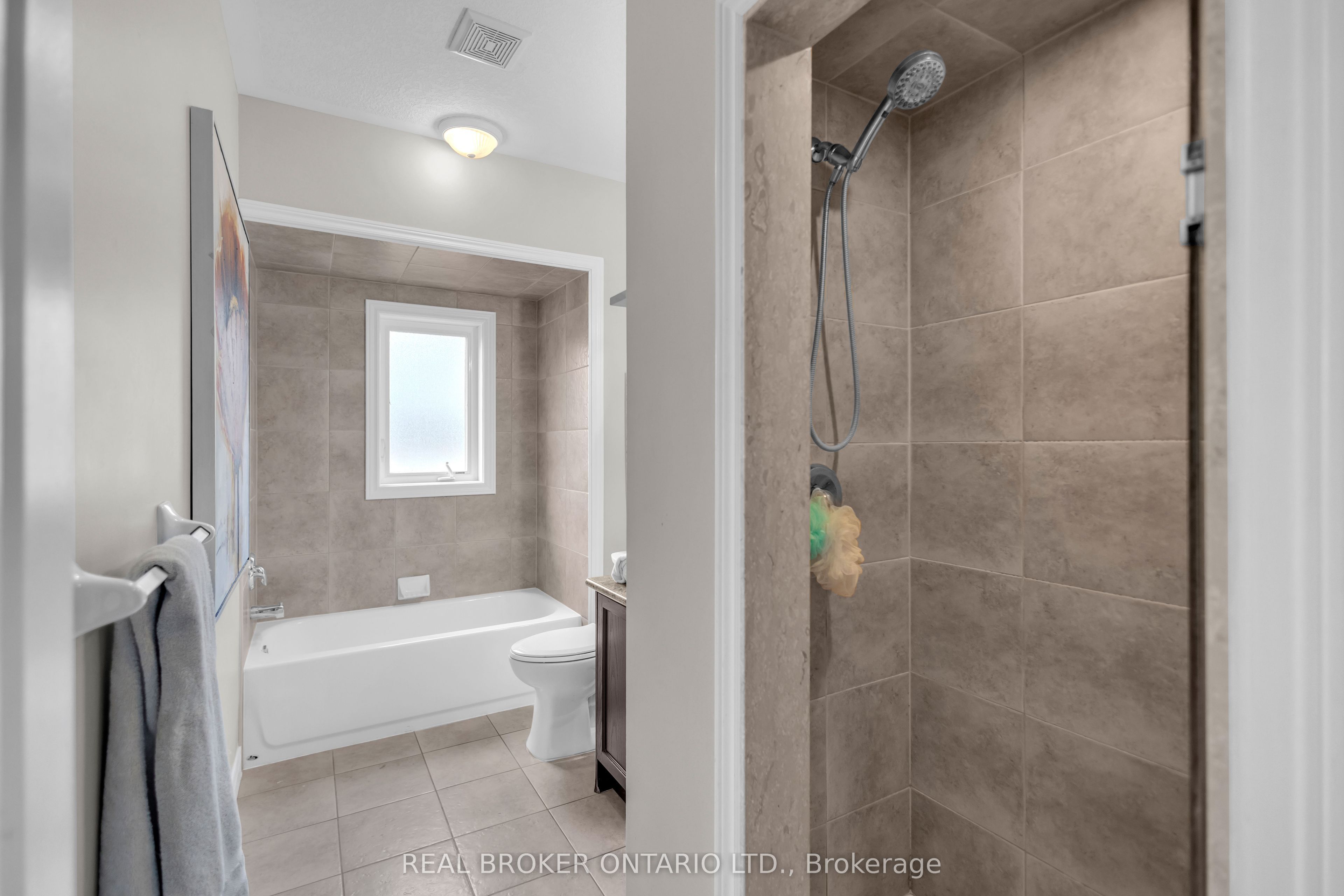 41 Harmer Crescent Property Photo 18
