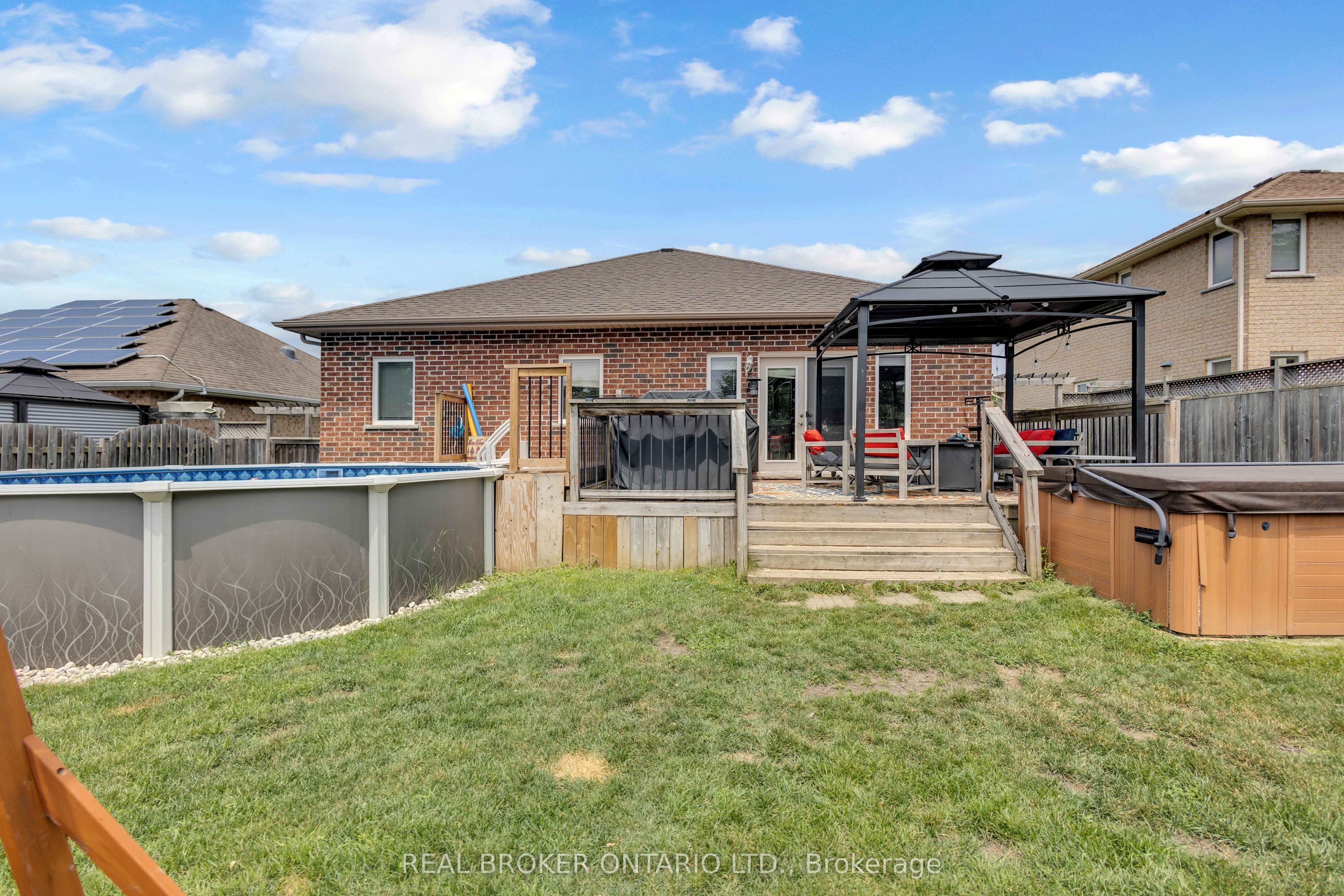 41 Harmer Crescent Property Photo 38
