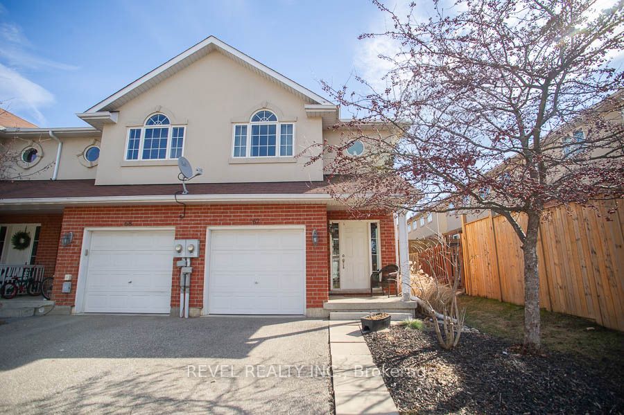 20 McConkey Crescent 67 Property Photo 1