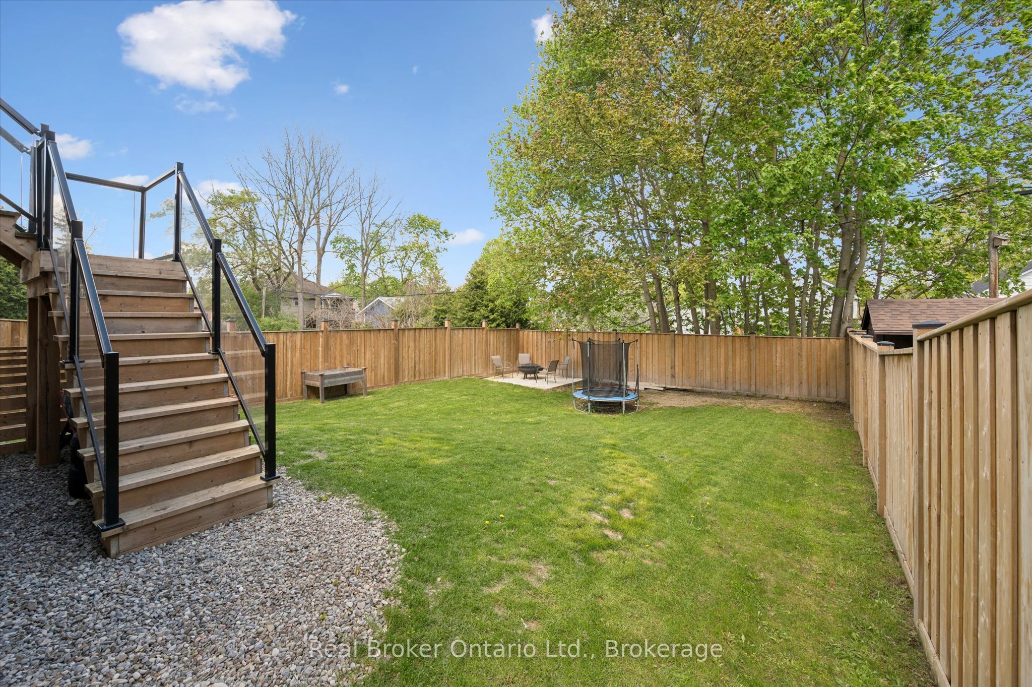 46 Washington Street Property Photo 37