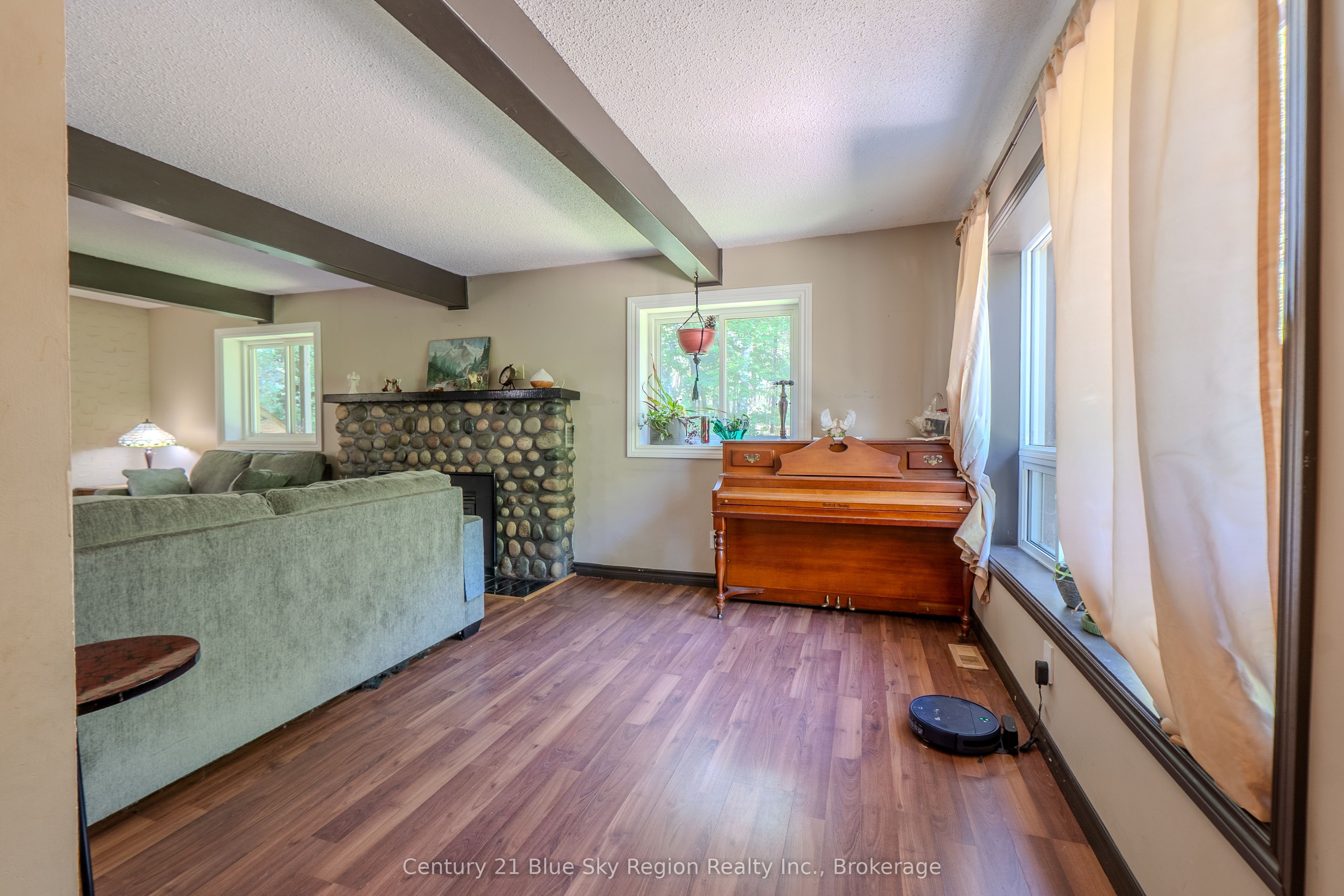129 Mountain Road Property Photo 11
