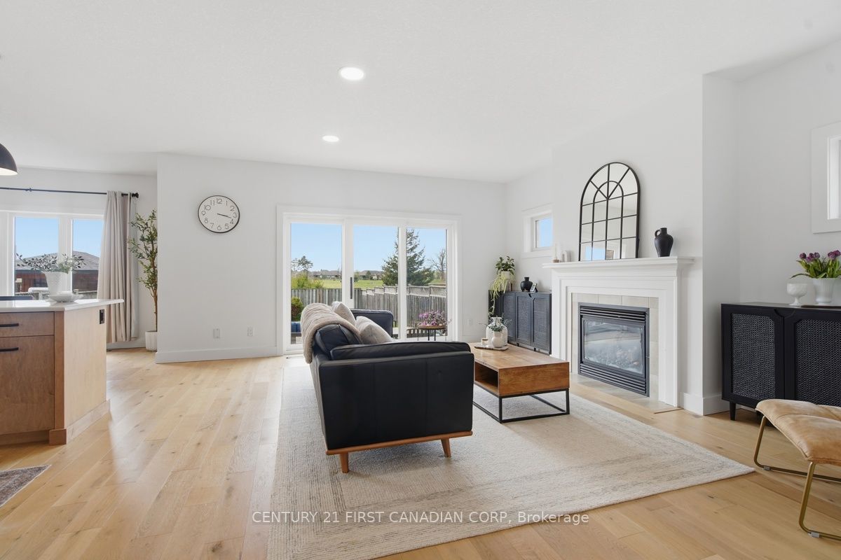 1485 Riverbend Road Property Photo 7