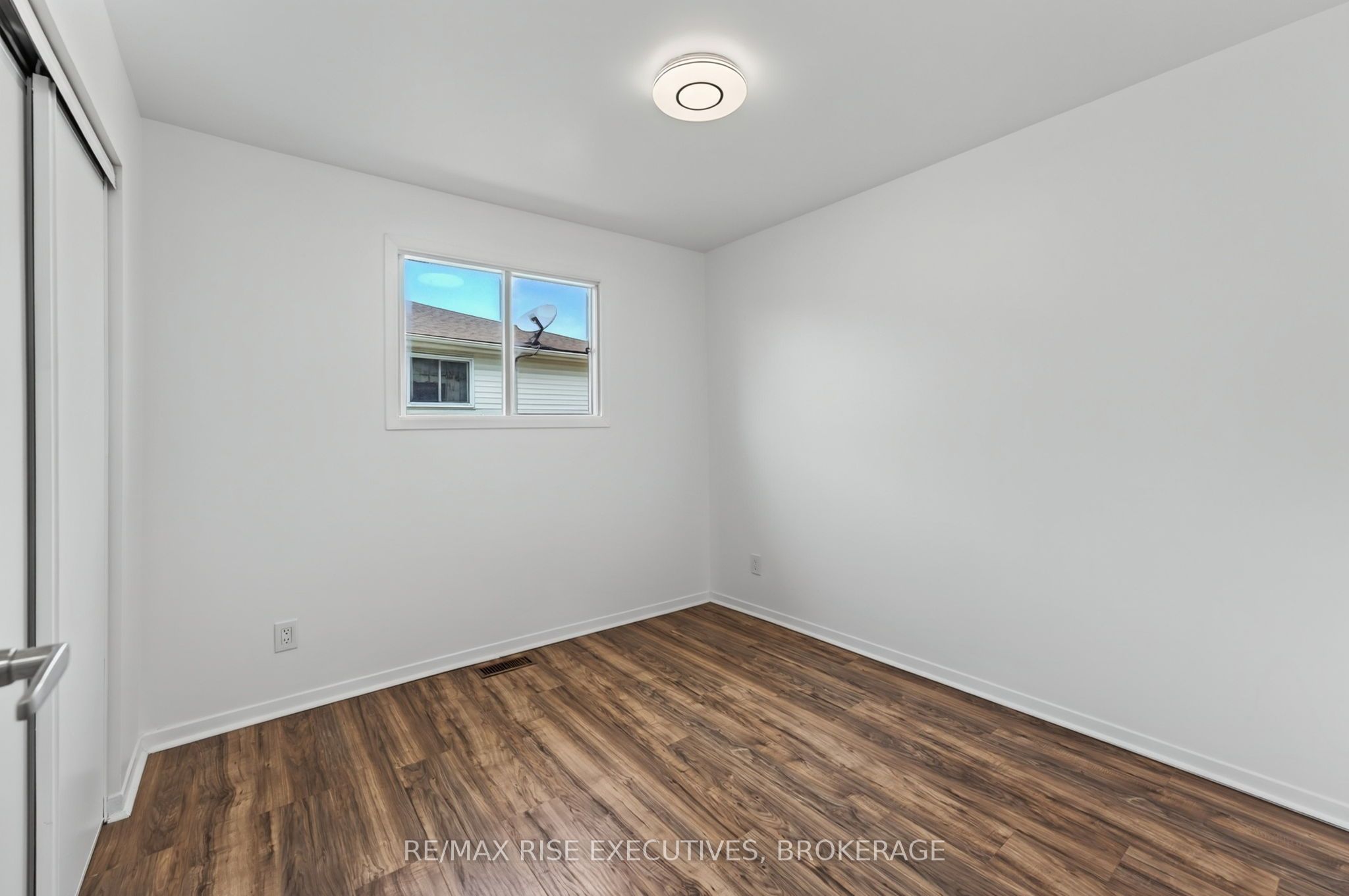 385 Melanie Avenue Property Photo 14