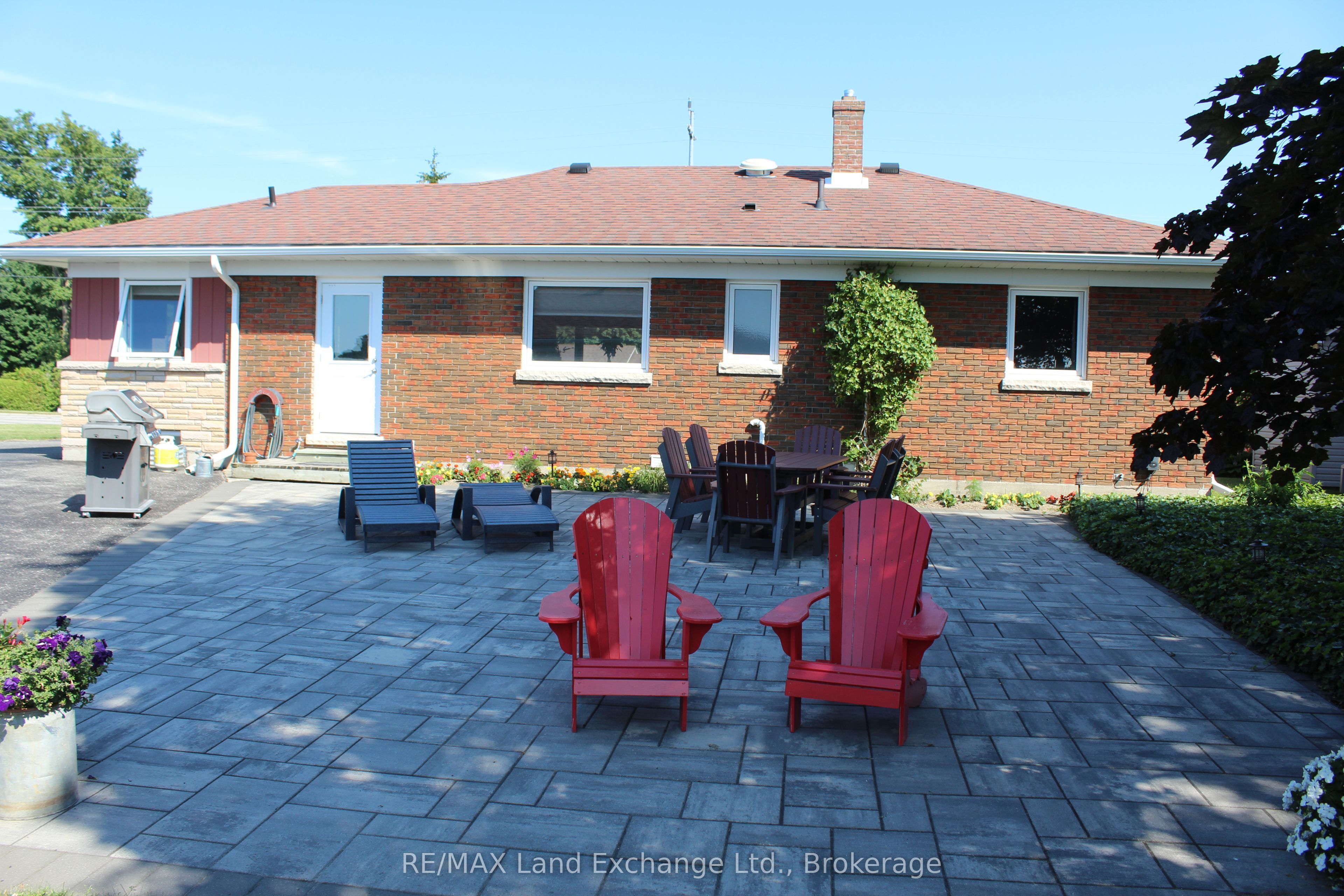 380 Princes Street S Property Photo 15