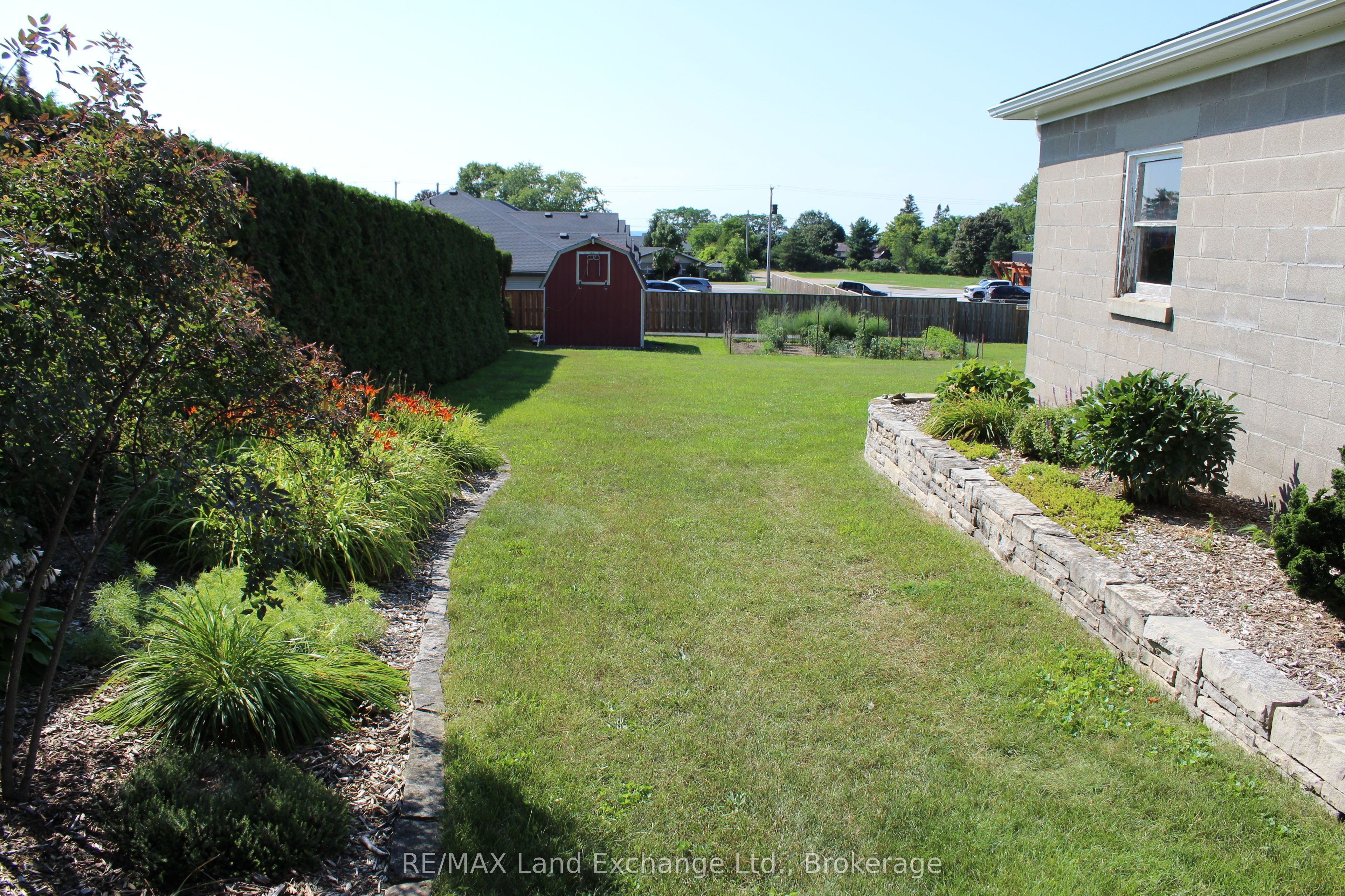 380 Princes Street S Property Photo 17