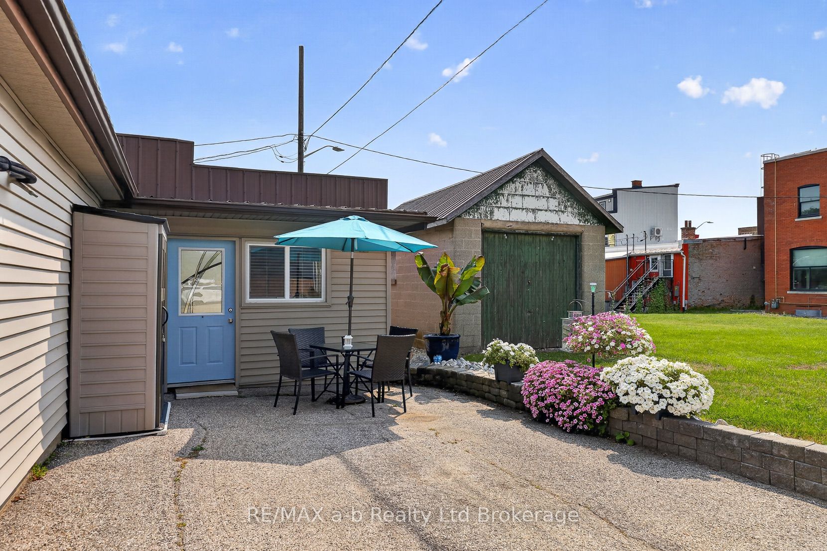 4 Washington Street Property Photo 12