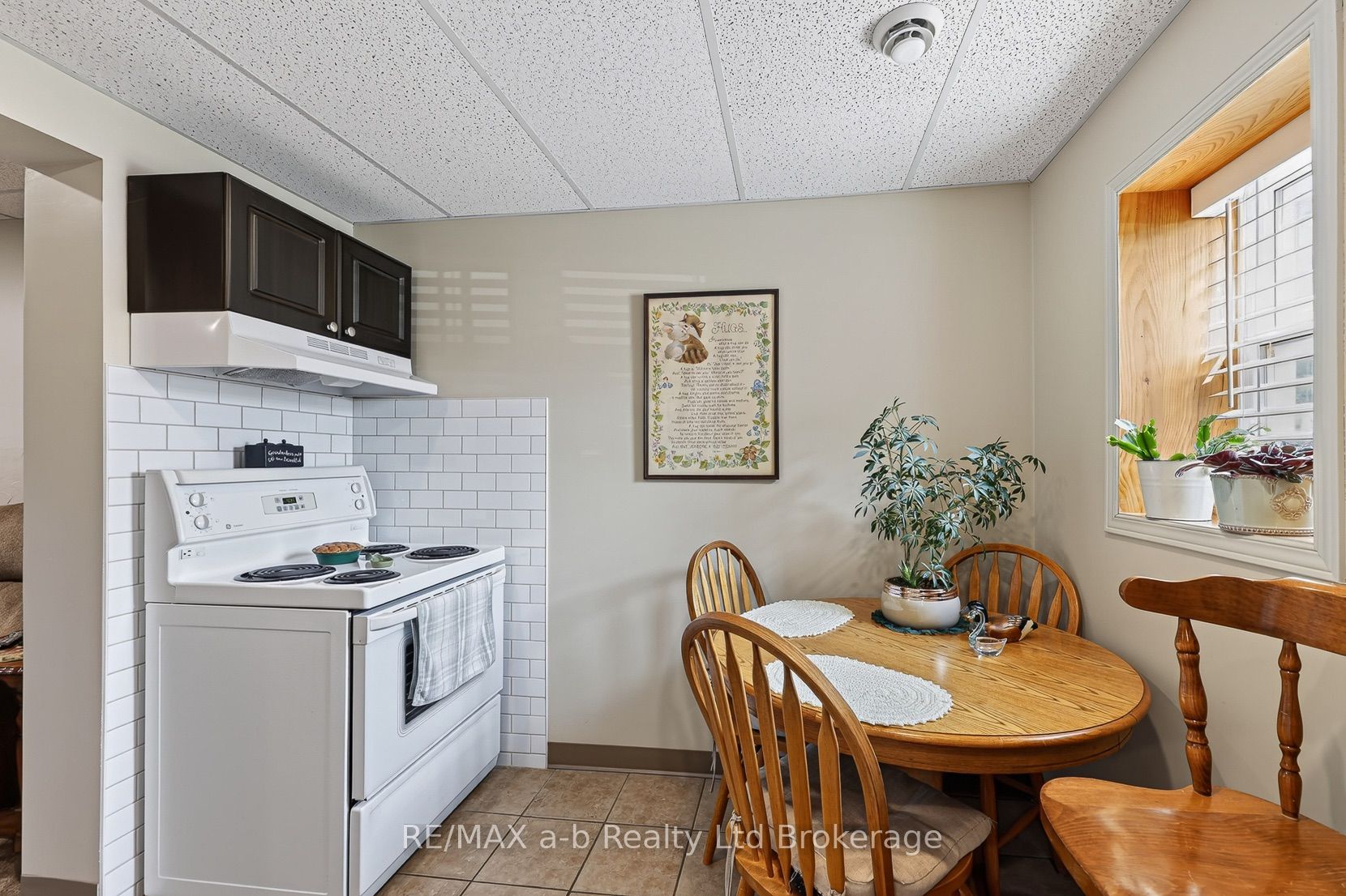 4 Washington Street Property Photo 21