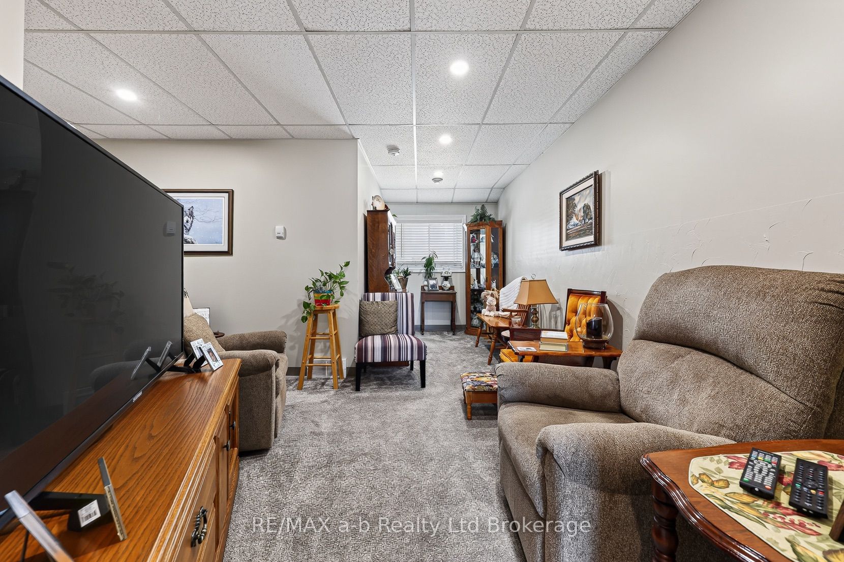 4 Washington Street Property Photo 23