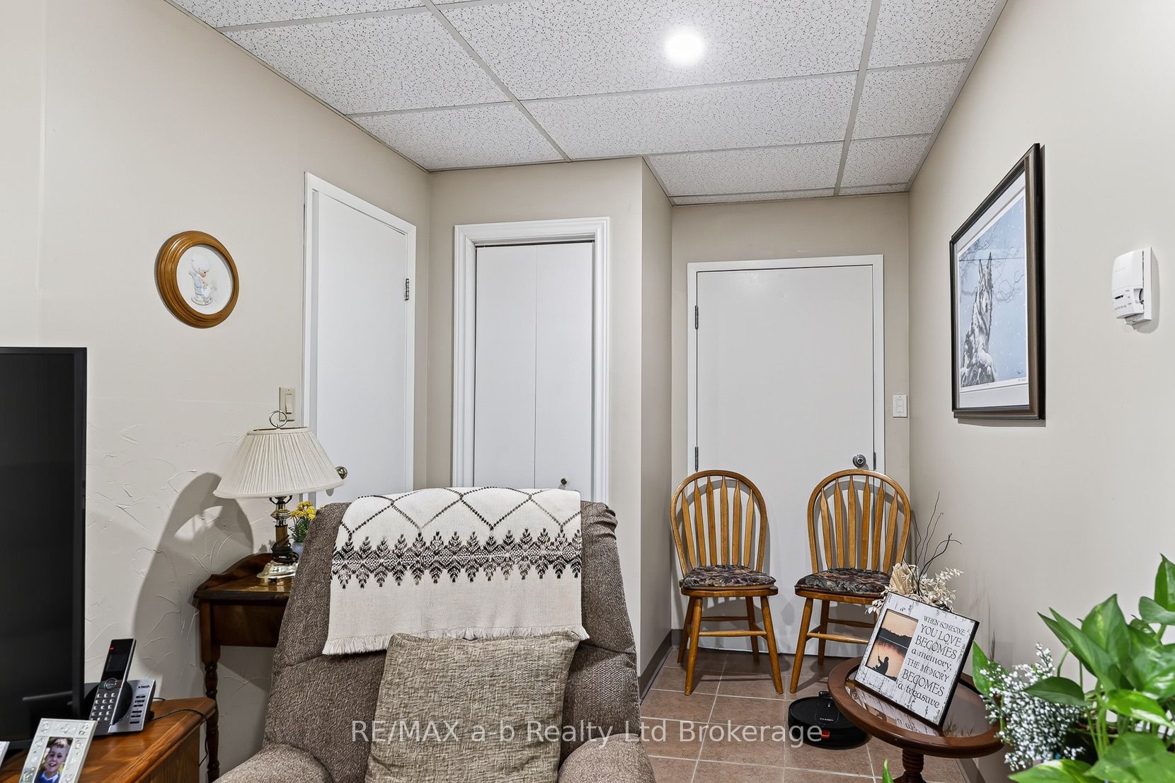 4 Washington Street Property Photo 26