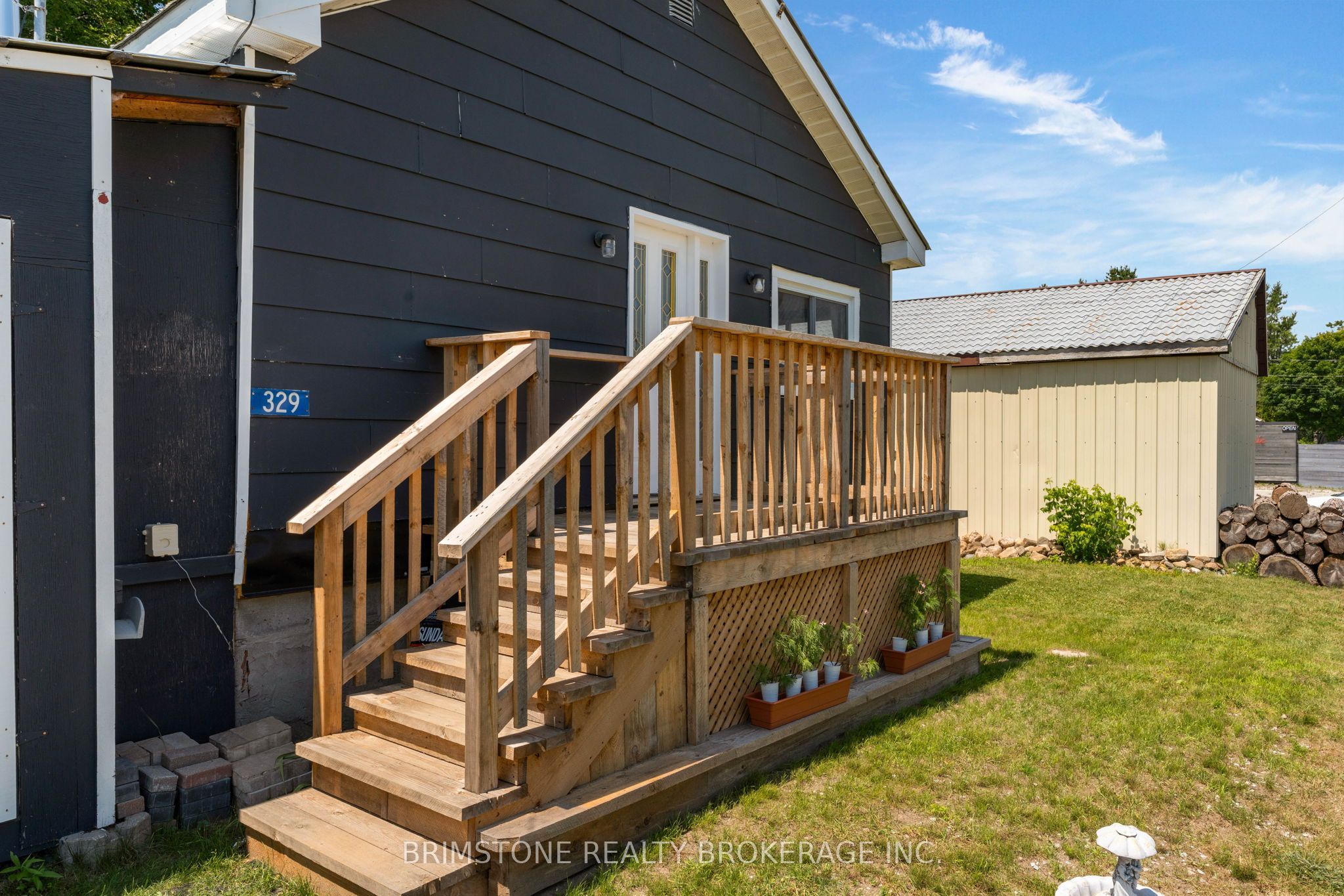 329 High Street Property Photo 6