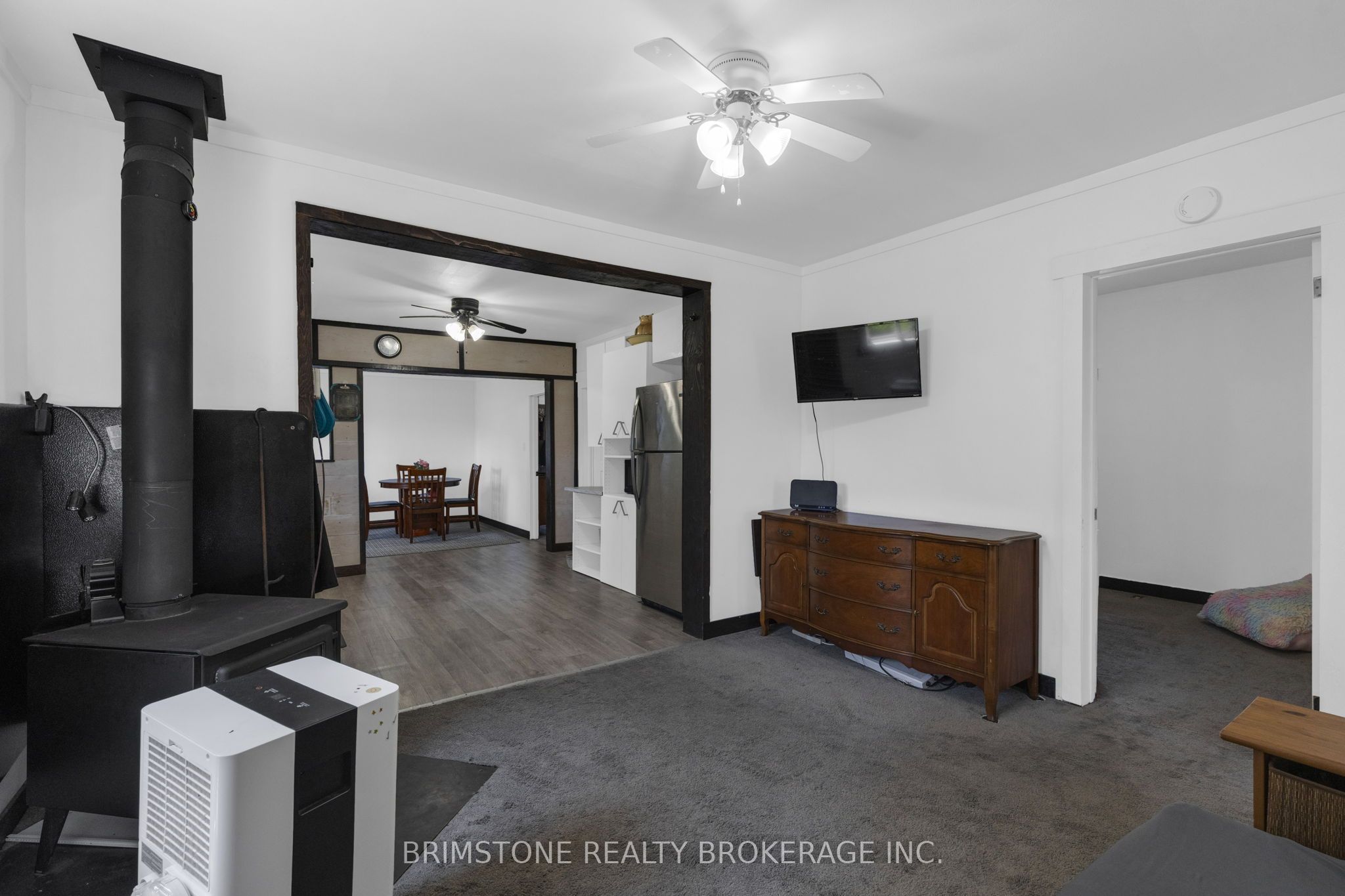 329 High Street Property Photo 10