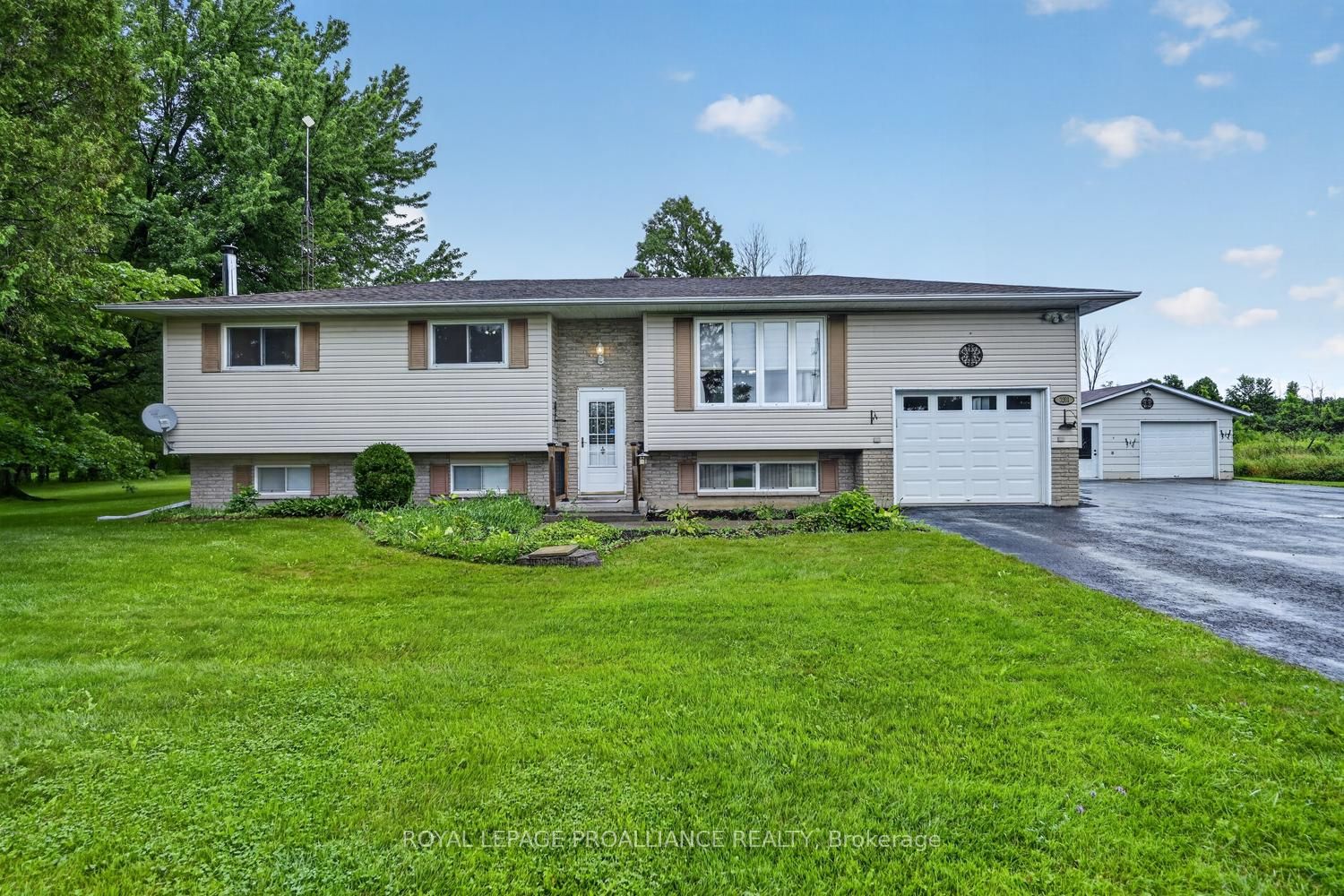 3201 Rocky Road Property Photo 2