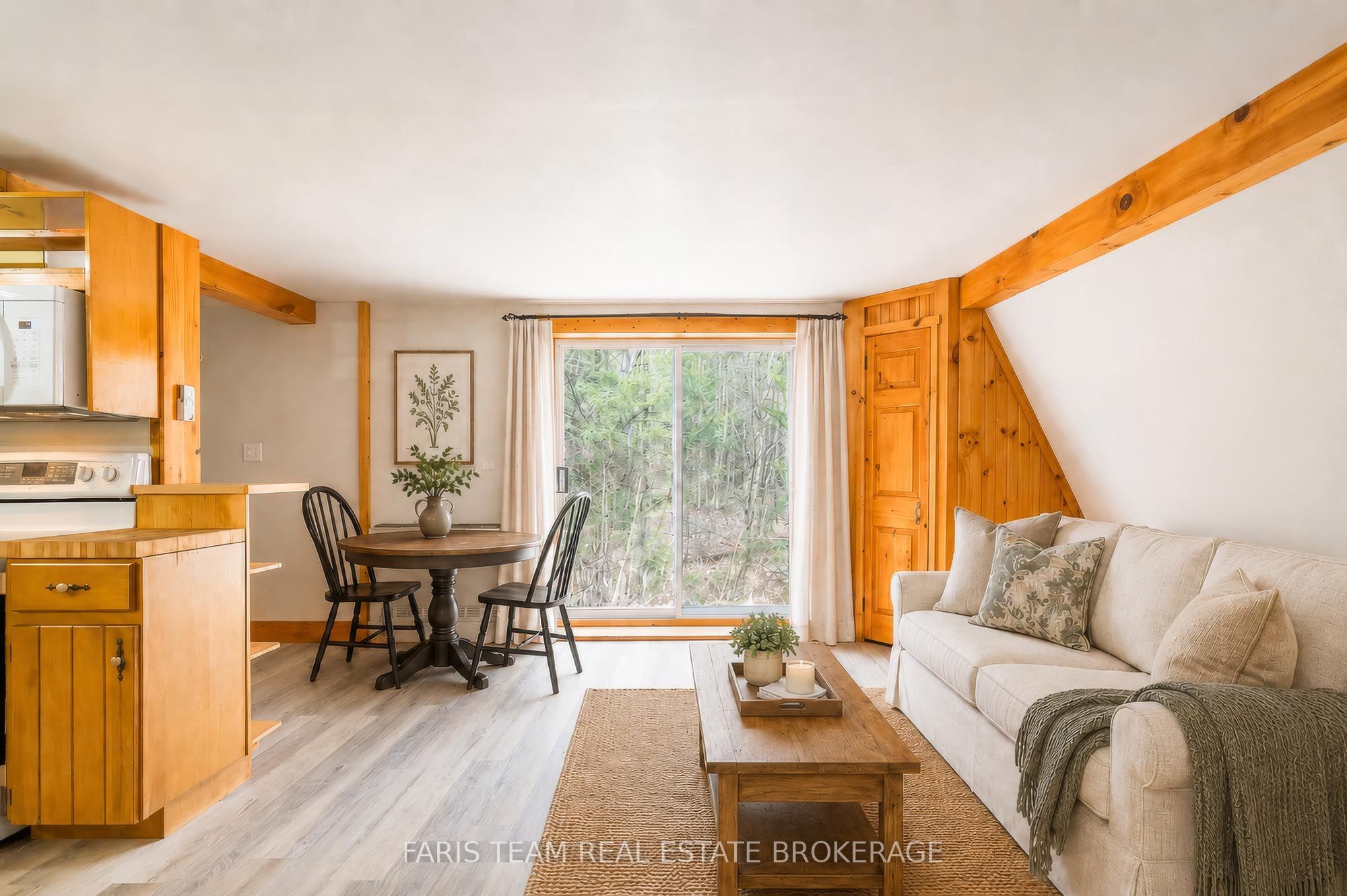 376 Riding Ranch Road Property Photo 10
