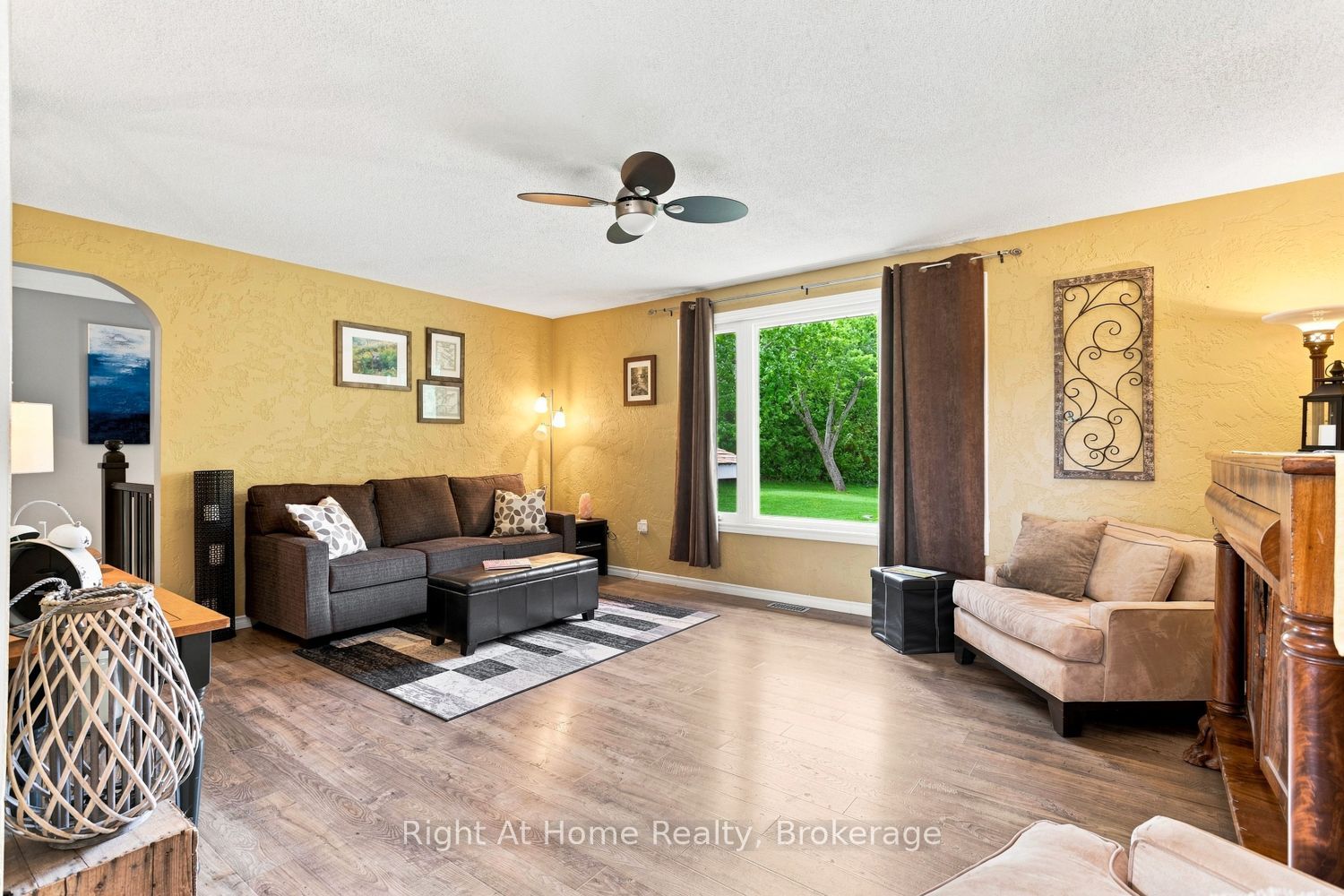 34 Birch Point Road Property Photo 14