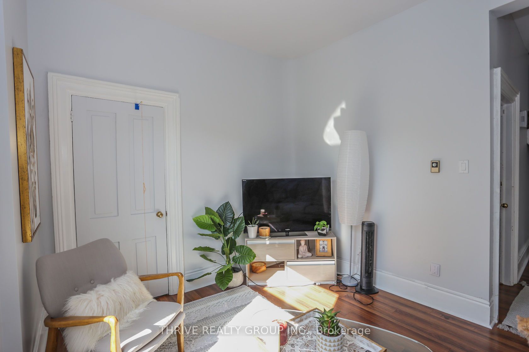 526 Waterloo Street A Property Photo 8
