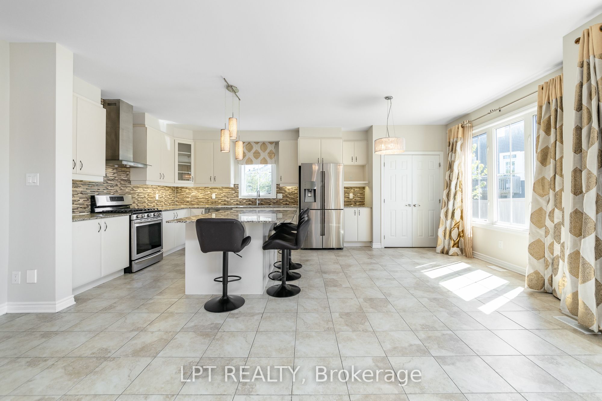 67 Bristling Crescent Property Photo 13