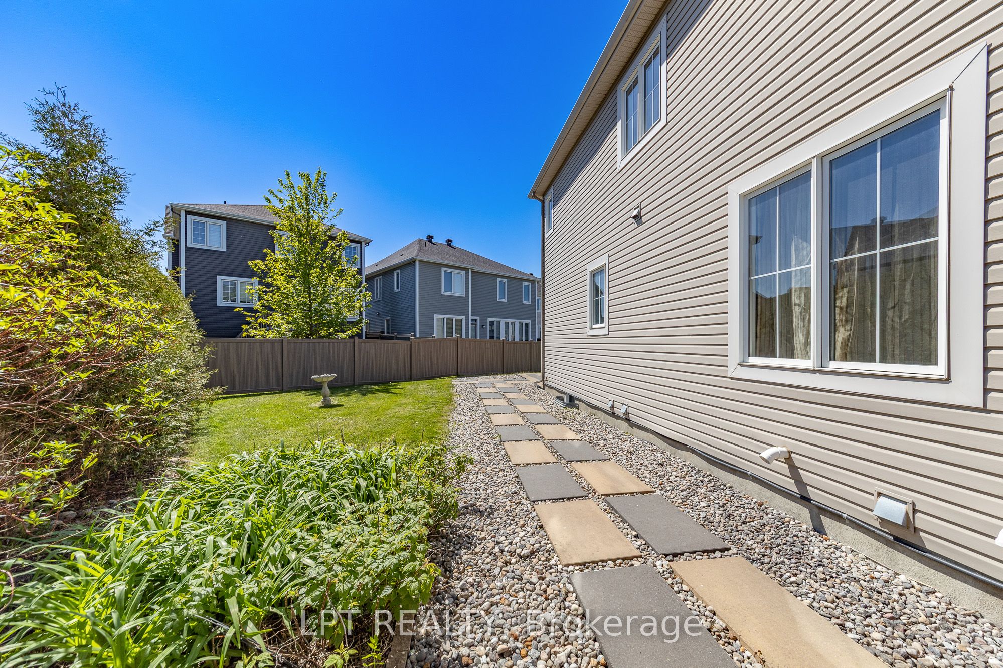 67 Bristling Crescent Property Photo 40