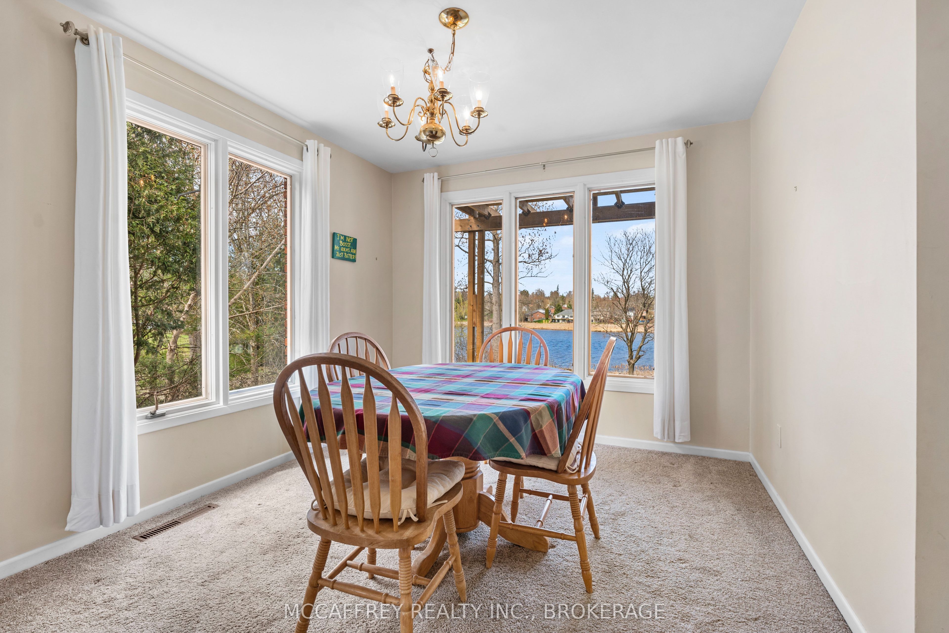 79 River Road Property Photo 10