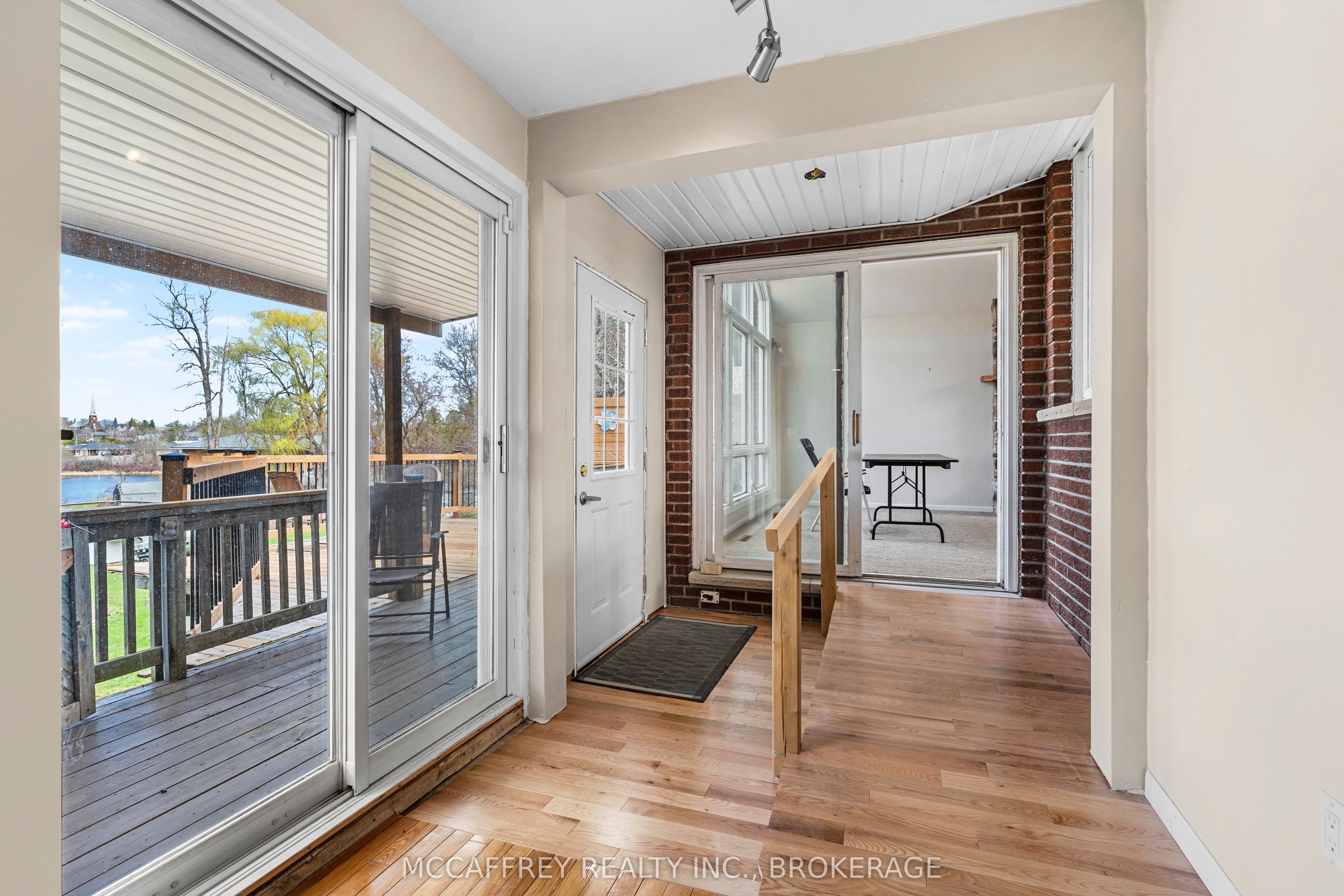 79 River Road Property Photo 15