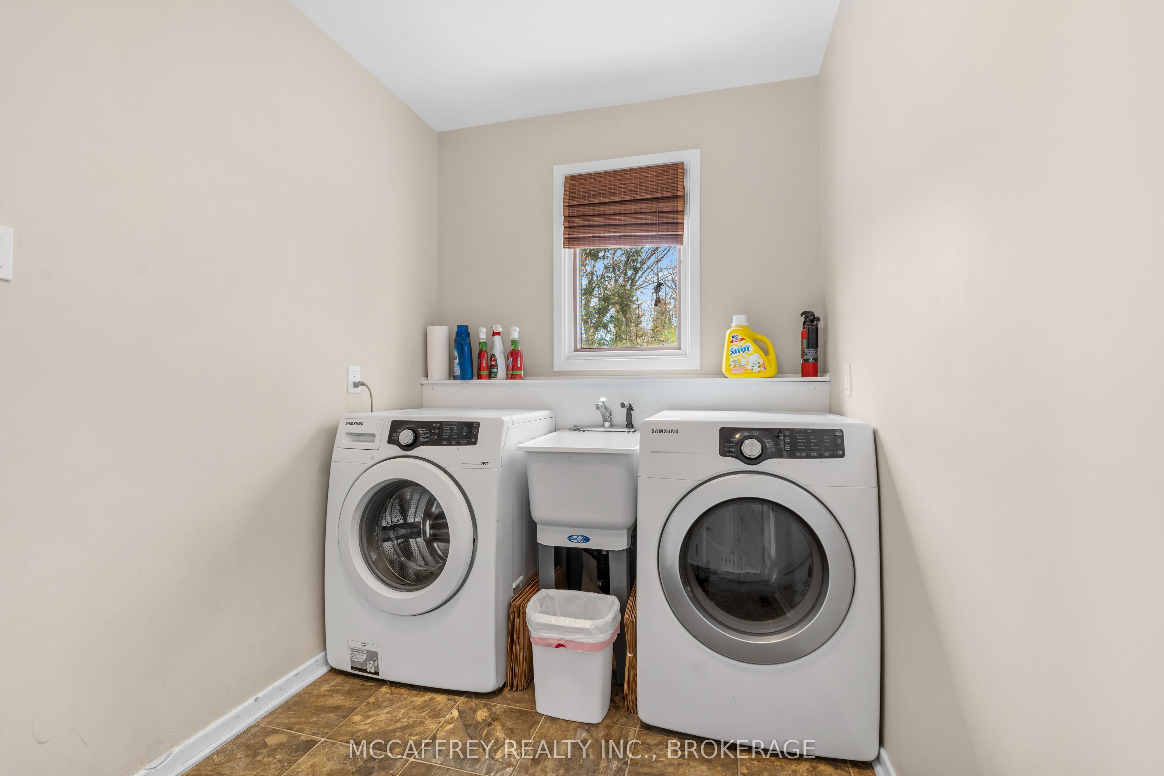 79 River Road Property Photo 18