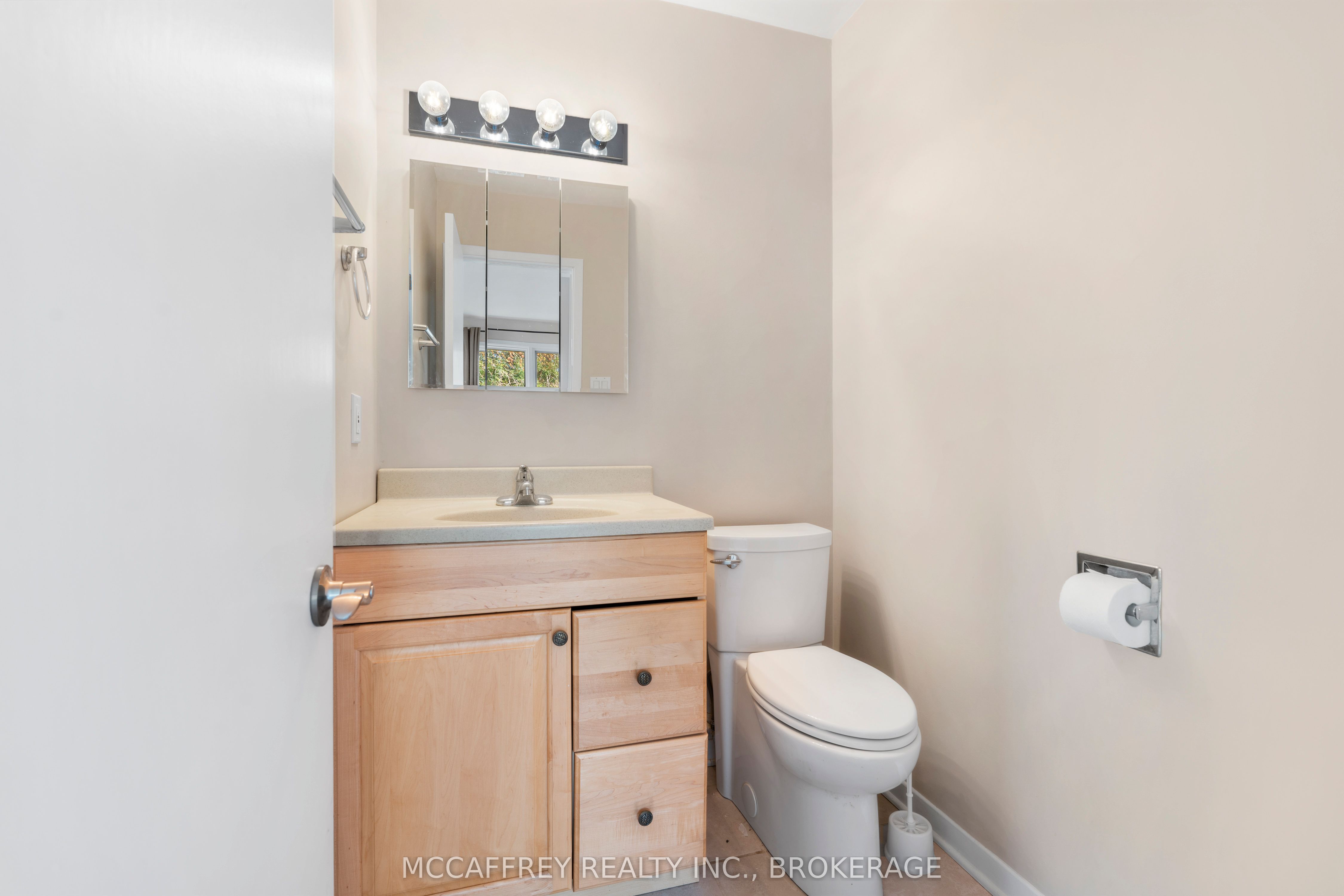 79 River Road Property Photo 21